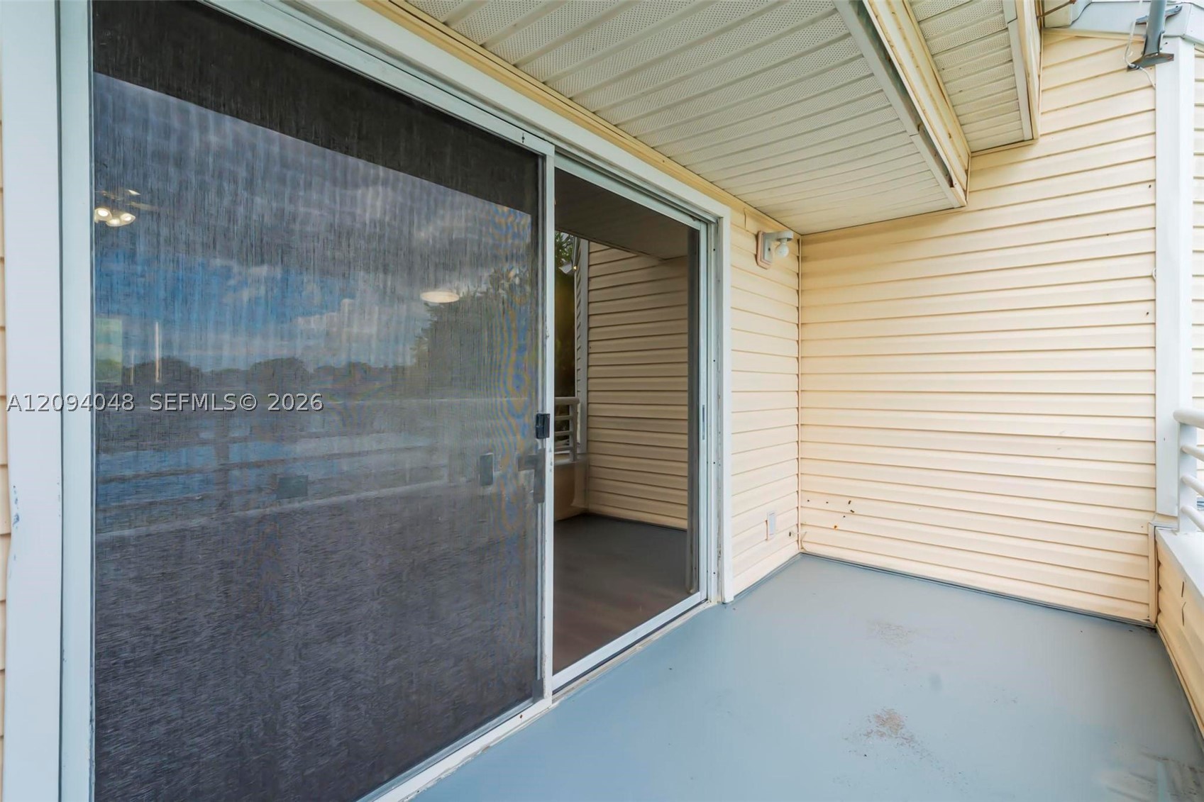 3433 NW 44th St #203, Oakland Park FL 33309