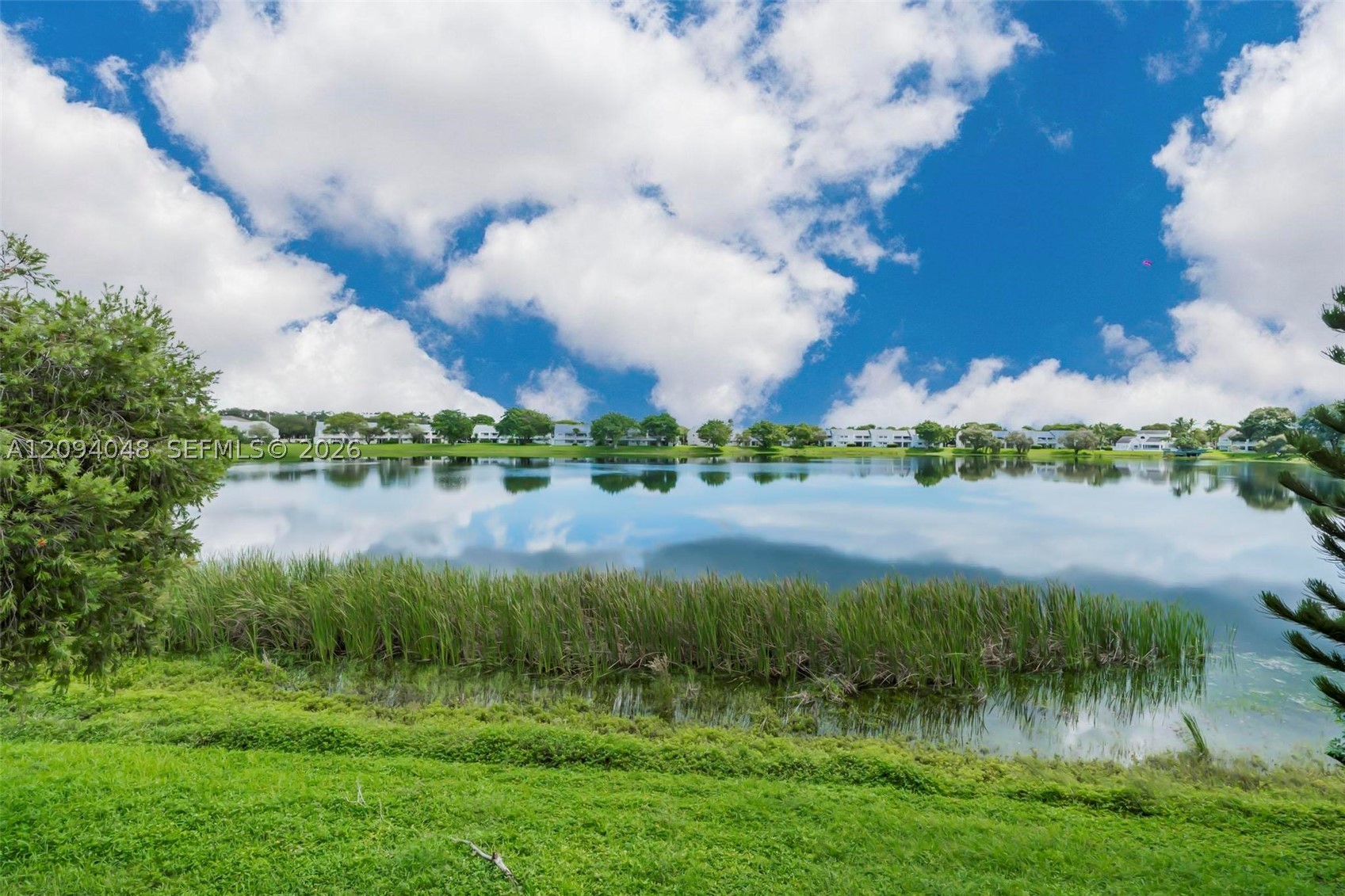 3433 NW 44th St #203, Oakland Park FL 33309