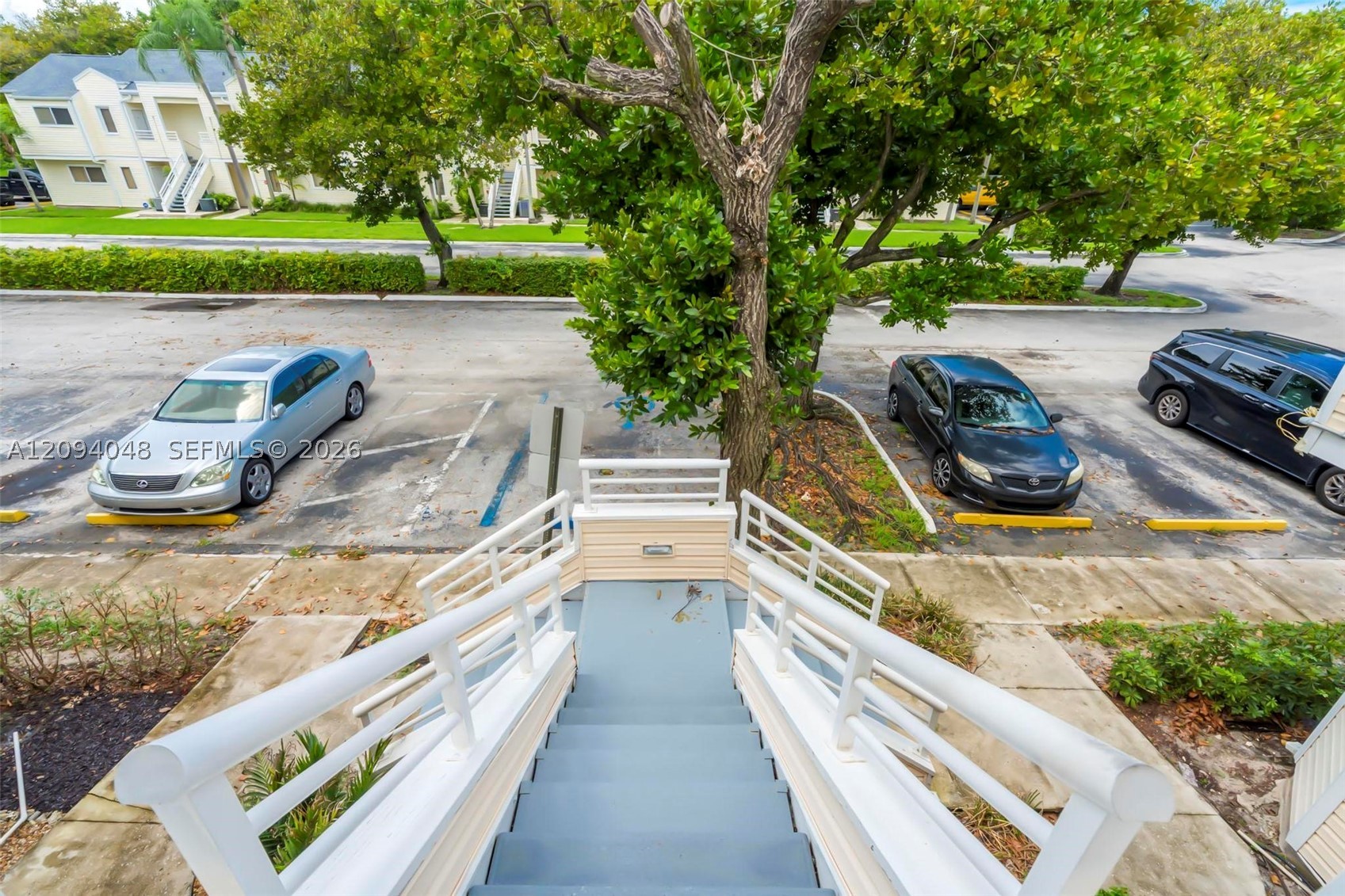 3433 NW 44th St #203, Oakland Park FL 33309