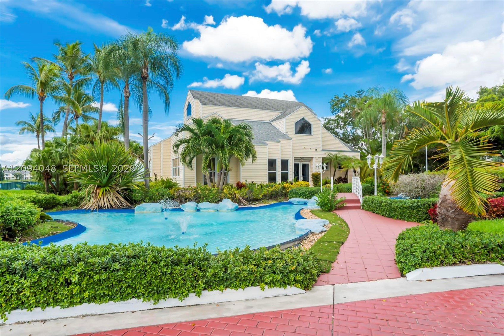3433 NW 44th St #203, Oakland Park FL 33309