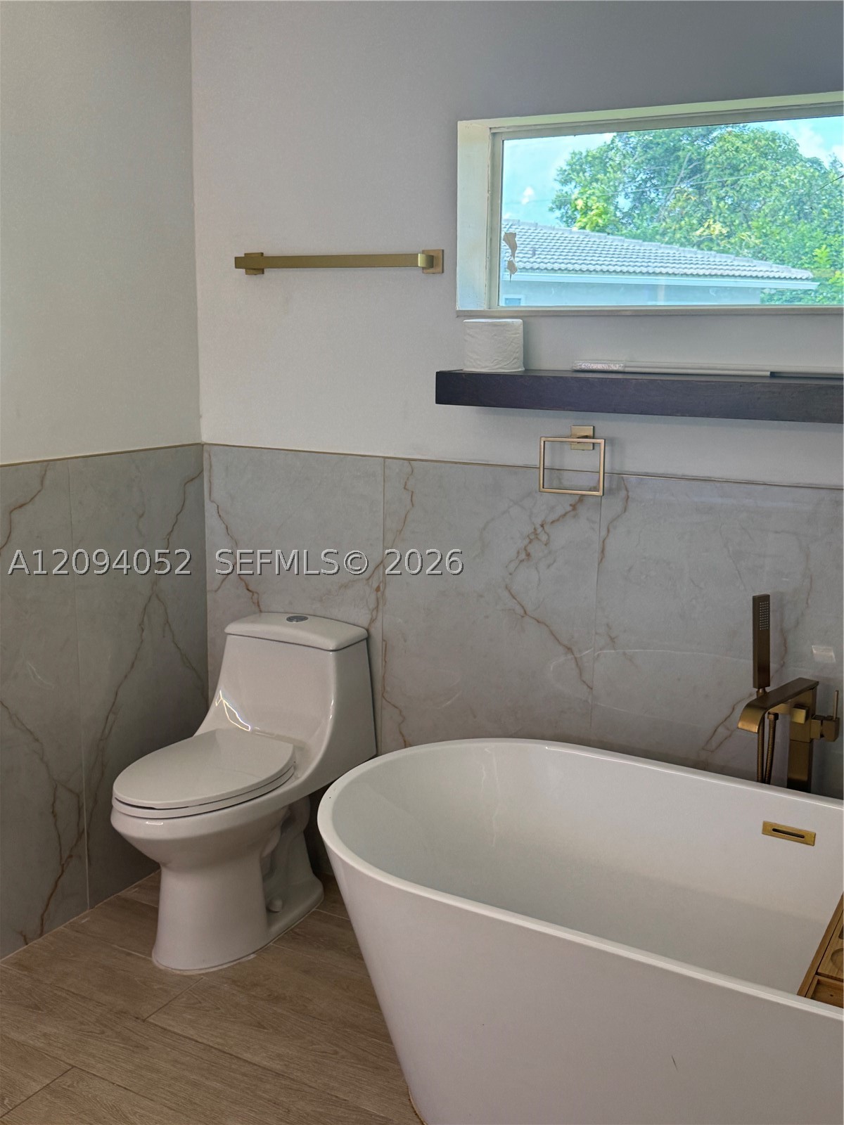 8300 NW 35th Ct, Coral Springs FL 33065