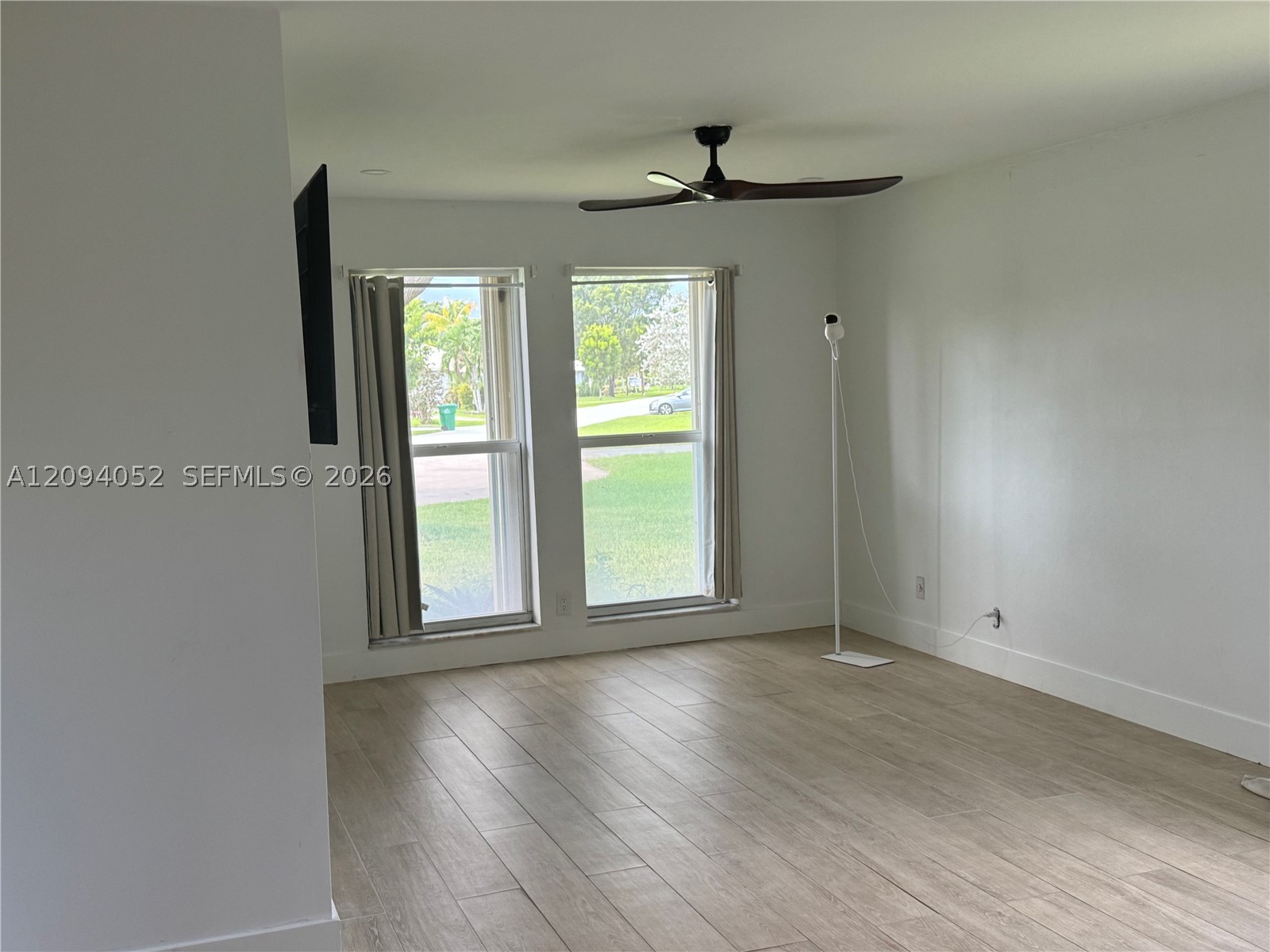 8300 NW 35th Ct, Coral Springs FL 33065