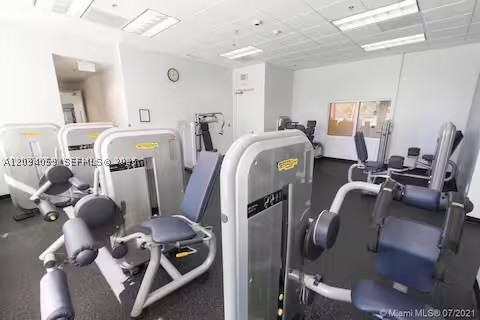 1200 Brickell Bay Dr #3924, Miami FL 33131