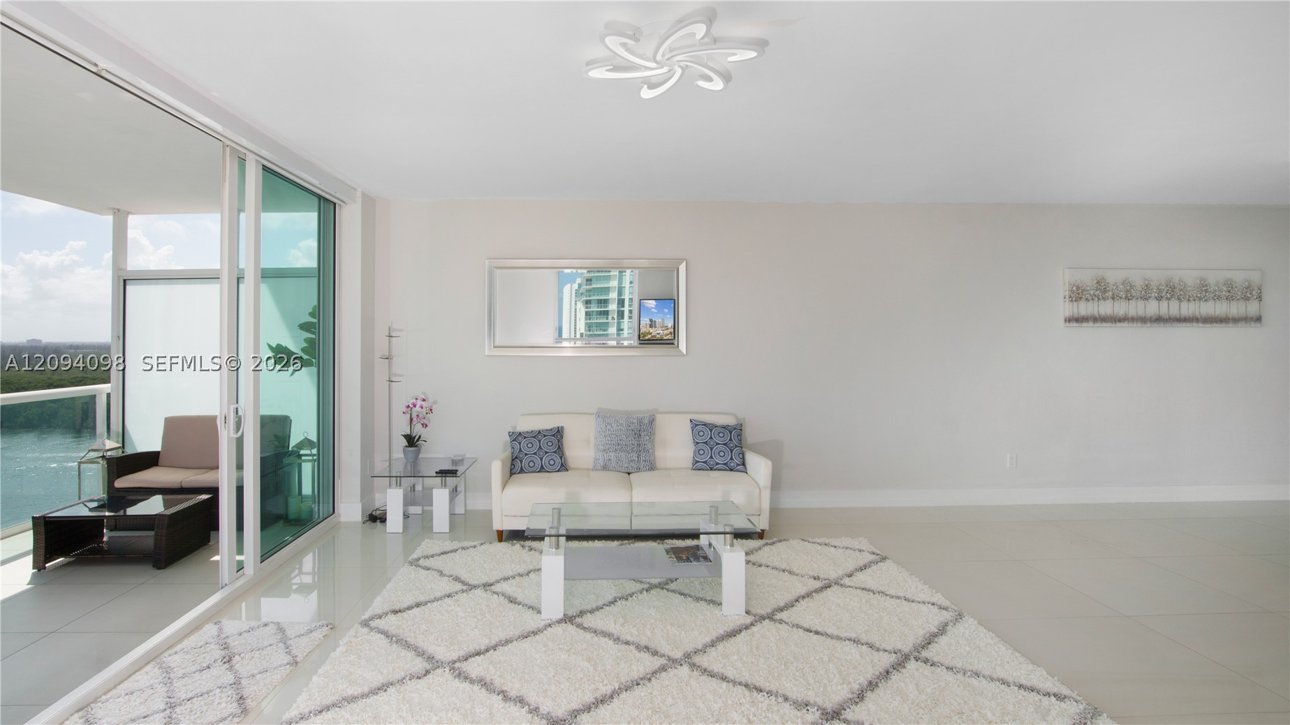 400 Sunny Isles Blvd #1722, Sunny Isles Beach FL 33160