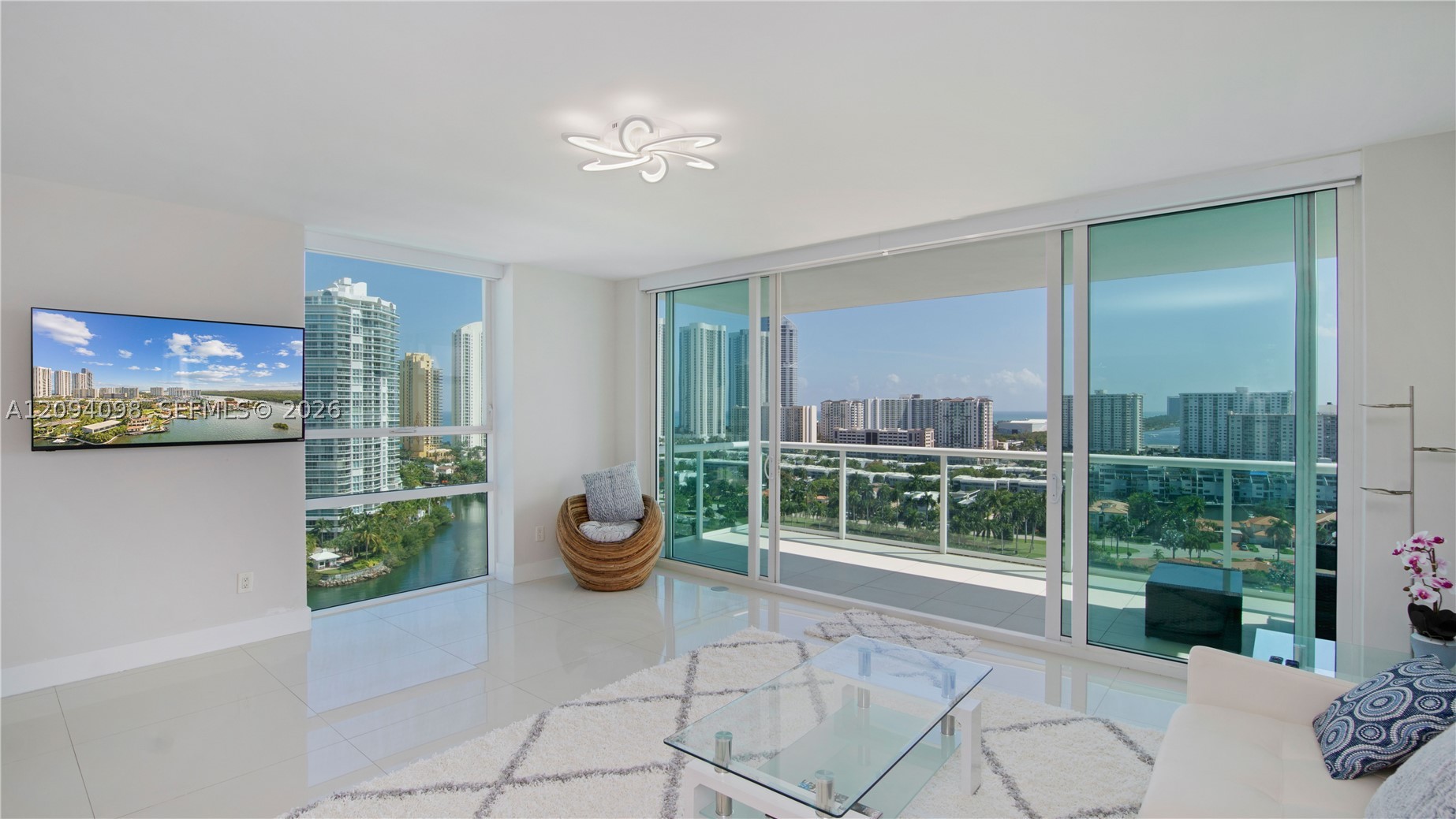 400 Sunny Isles Blvd #1722, Sunny Isles Beach FL 33160