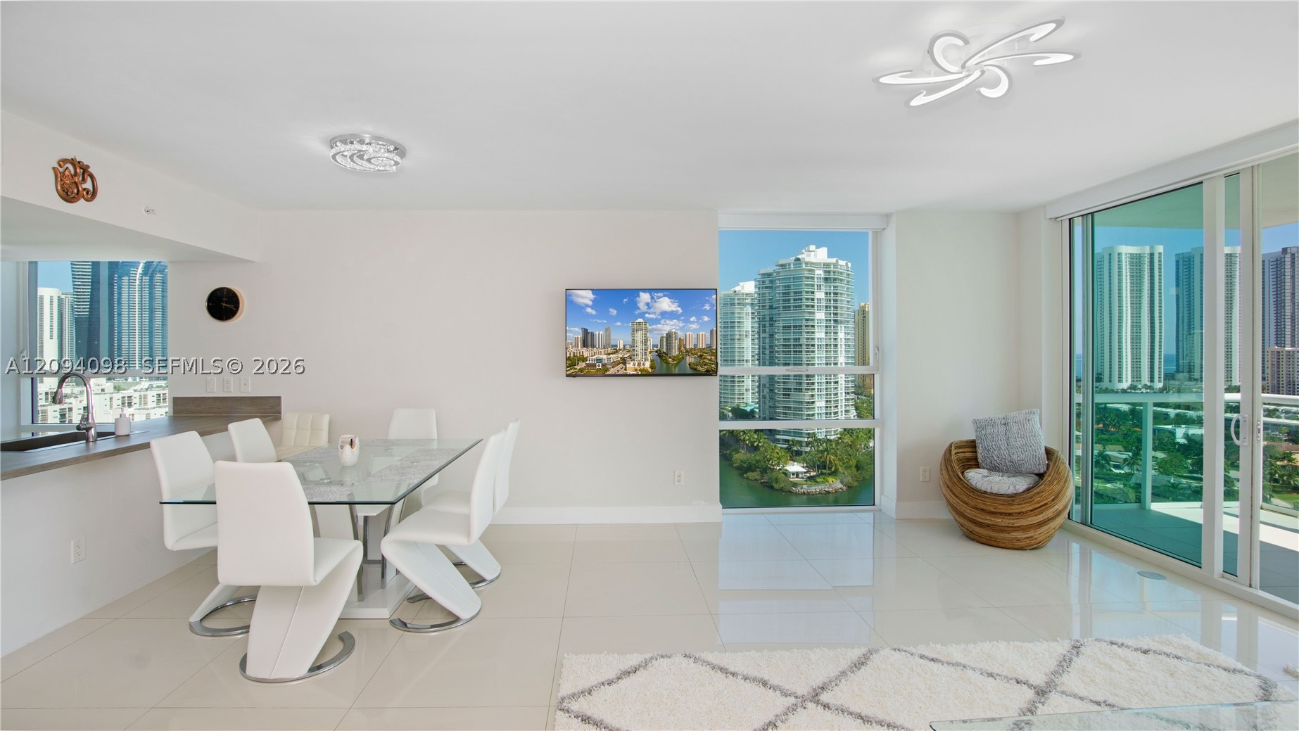 400 Sunny Isles Blvd #1722, Sunny Isles Beach FL 33160