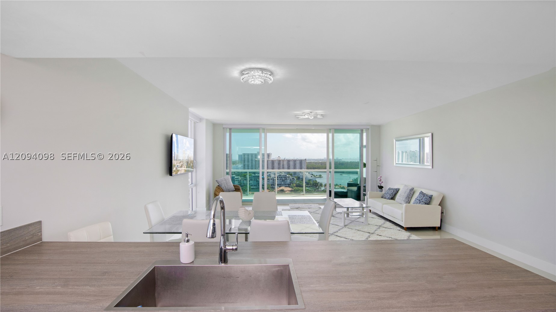 400 Sunny Isles Blvd #1722, Sunny Isles Beach FL 33160