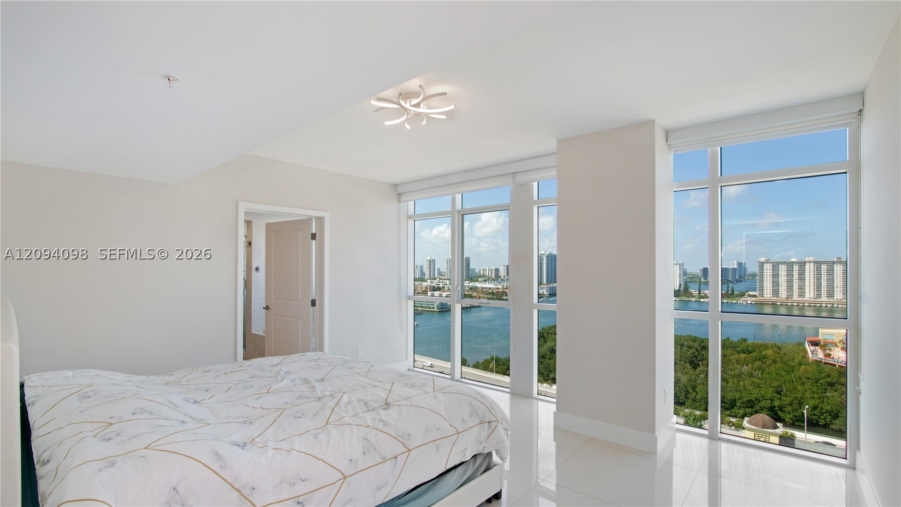 400 Sunny Isles Blvd #1722, Sunny Isles Beach FL 33160