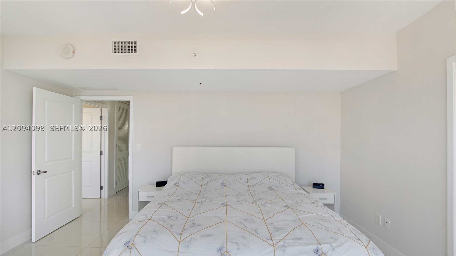 400 Sunny Isles Blvd #1722, Sunny Isles Beach FL 33160