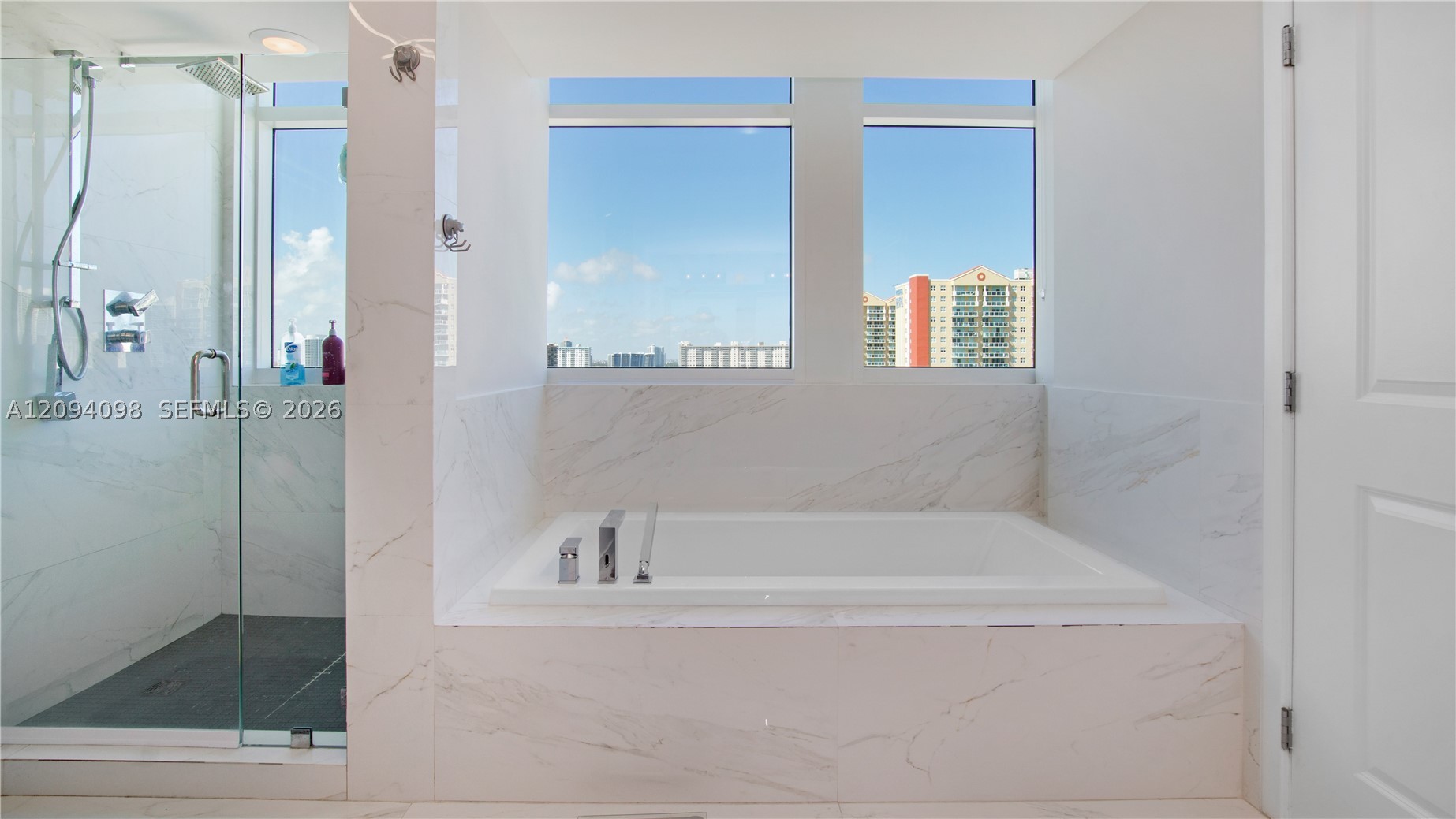 400 Sunny Isles Blvd #1722, Sunny Isles Beach FL 33160