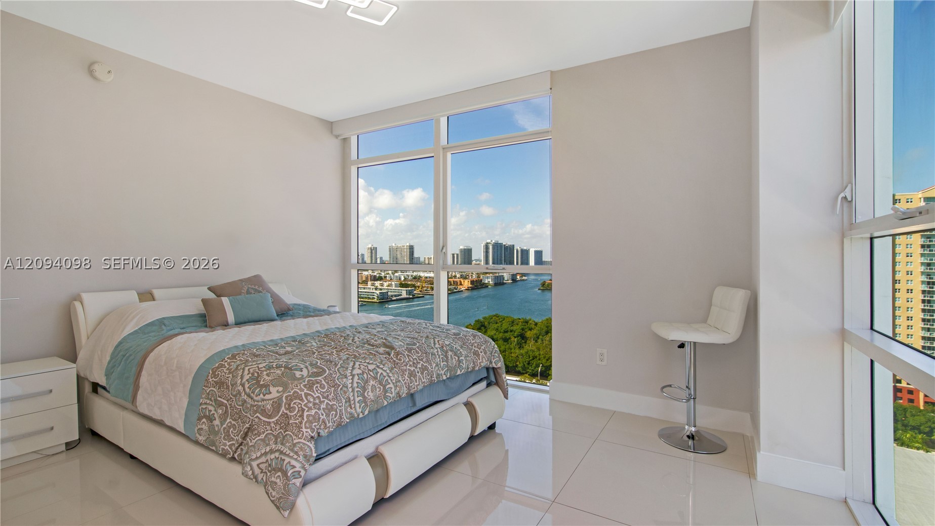 400 Sunny Isles Blvd #1722, Sunny Isles Beach FL 33160