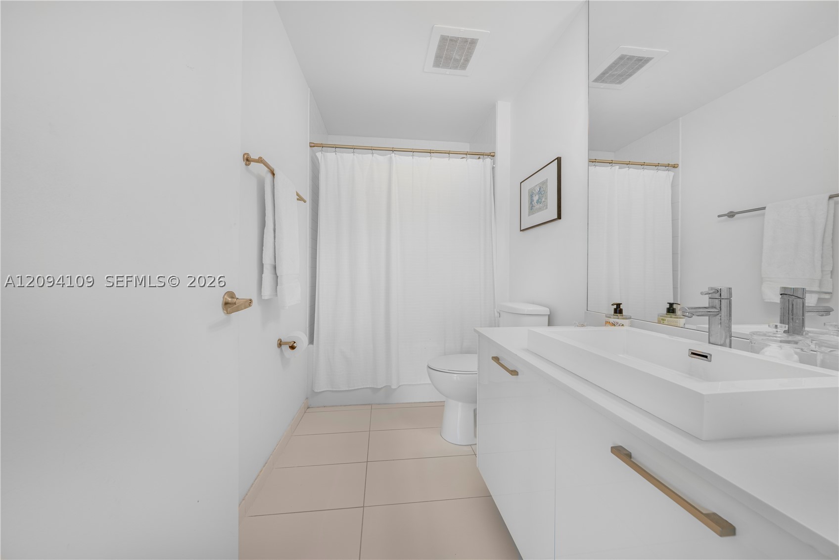 151 SE 1st St #2503, Miami FL 33131