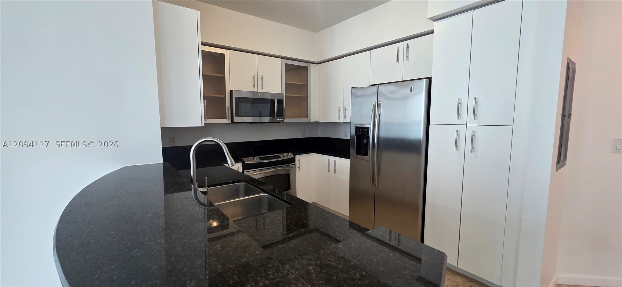 7900 Harbor Island Dr #PH19, North Bay Village FL 33141