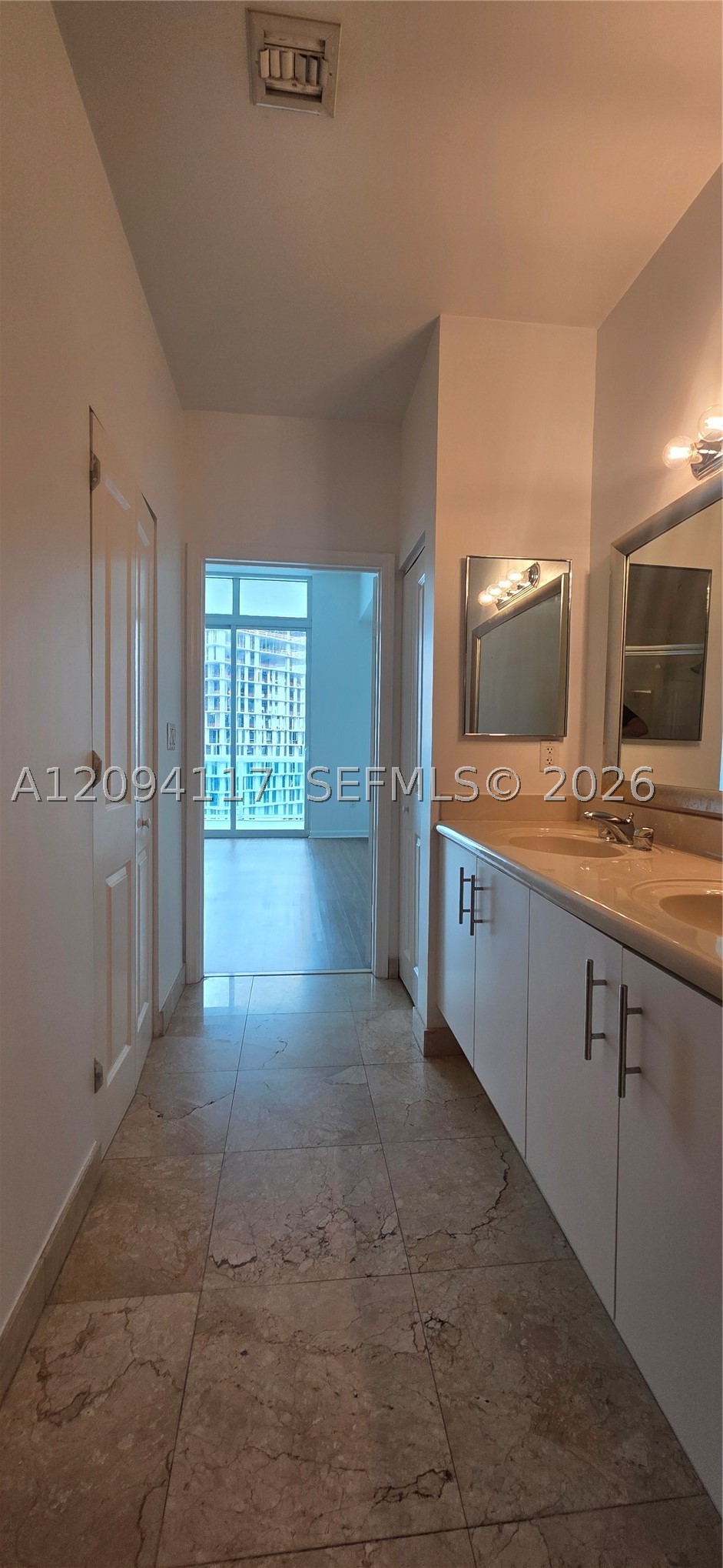 7900 Harbor Island Dr #PH19, North Bay Village FL 33141