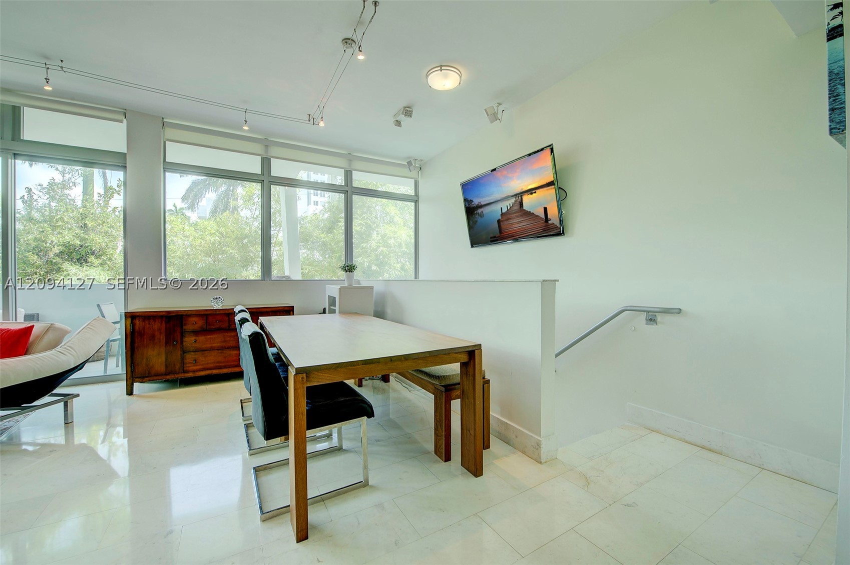 1577 Bay Rd #201, Miami Beach FL 33139