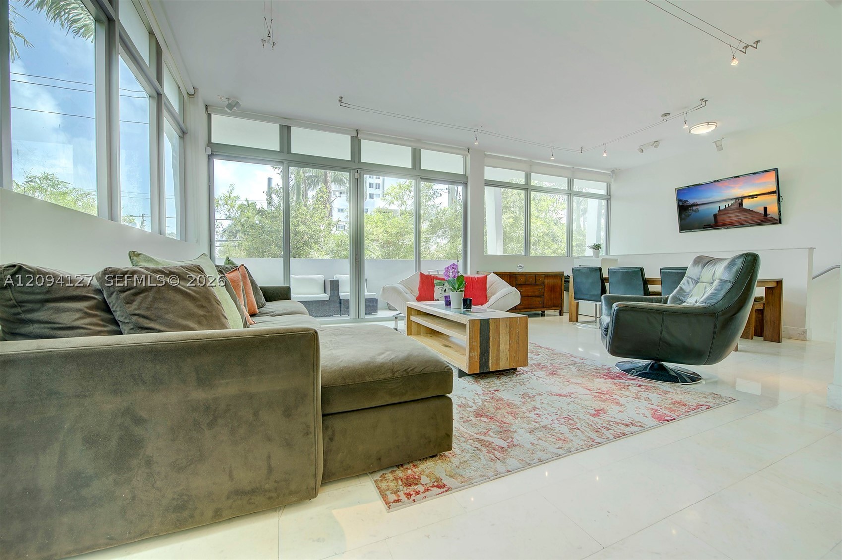 1577 Bay Rd #201, Miami Beach FL 33139
