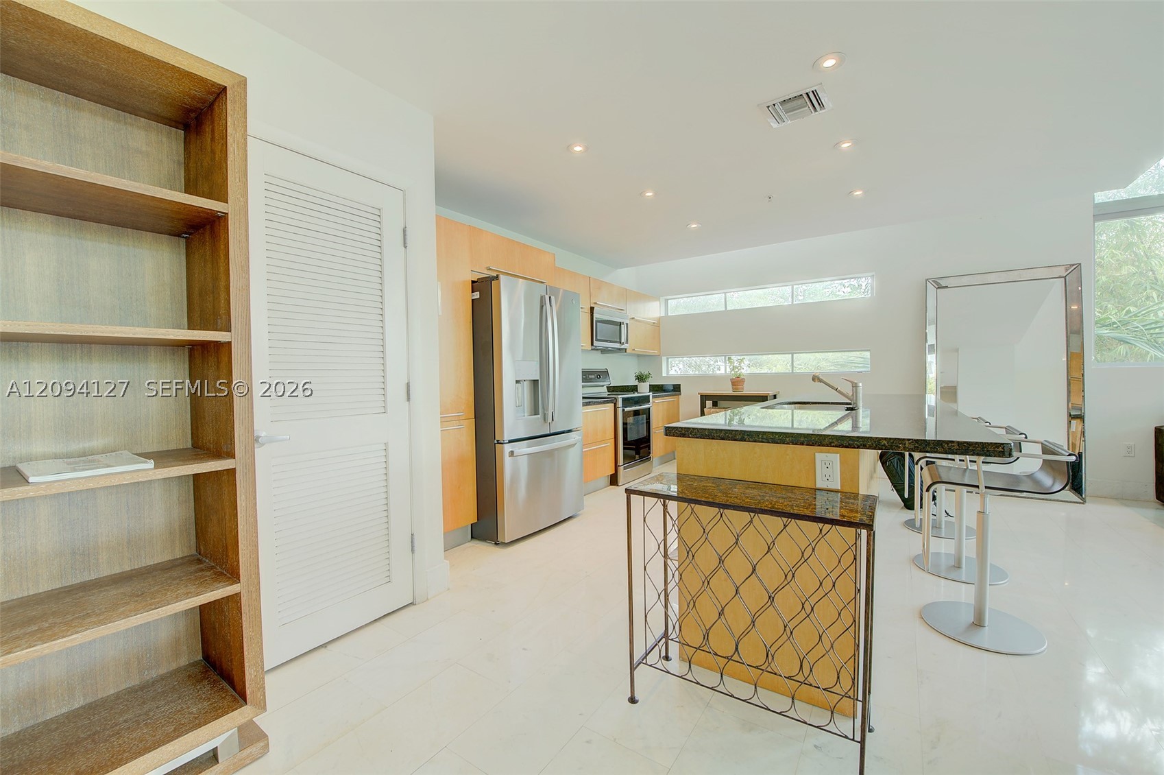 1577 Bay Rd #201, Miami Beach FL 33139