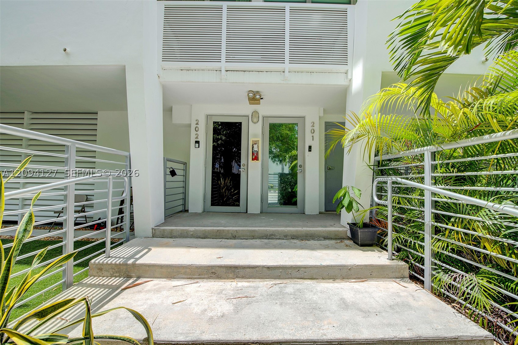 1577 Bay Rd #201, Miami Beach FL 33139