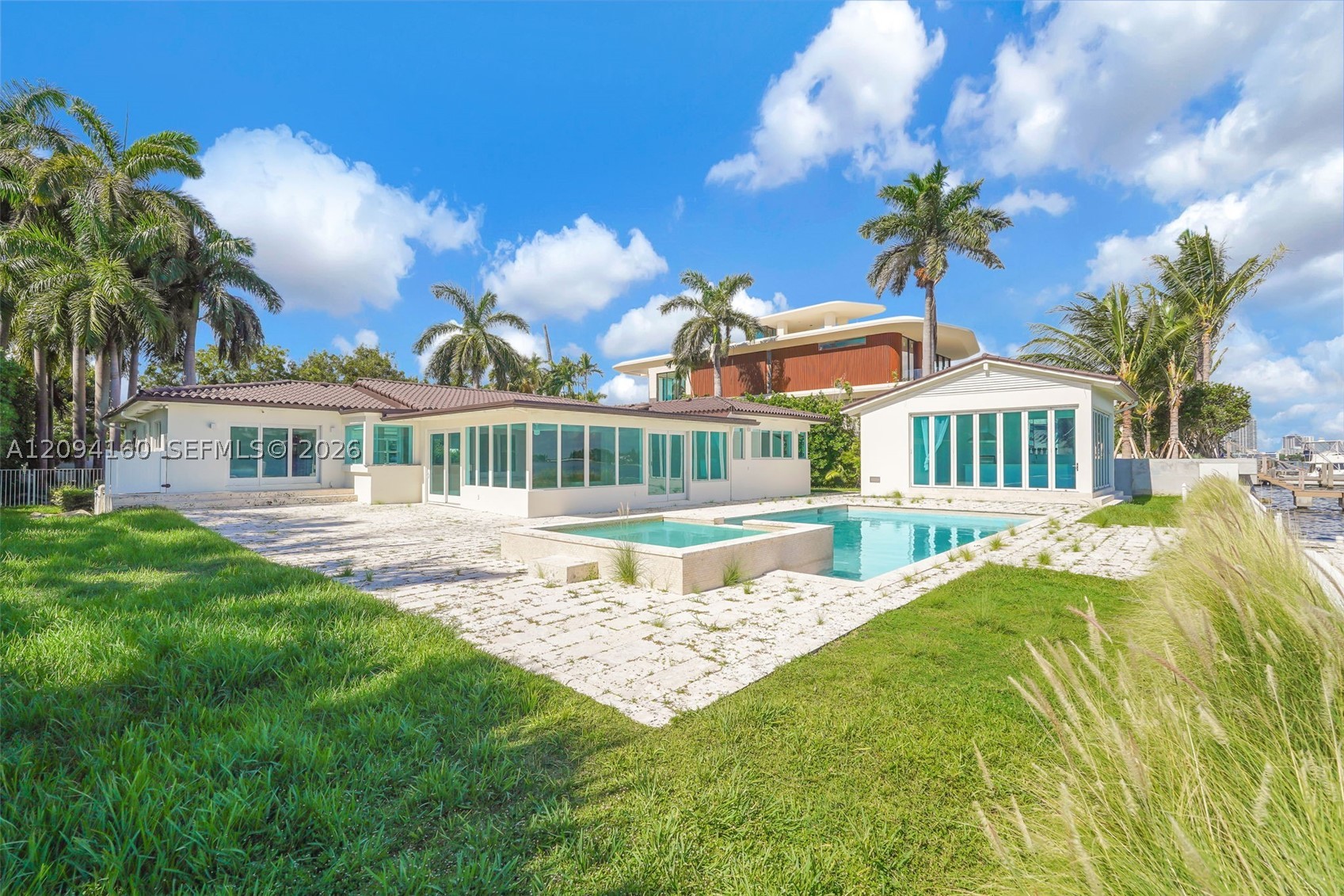 205 N Hibiscus Dr, Miami Beach FL 33139
