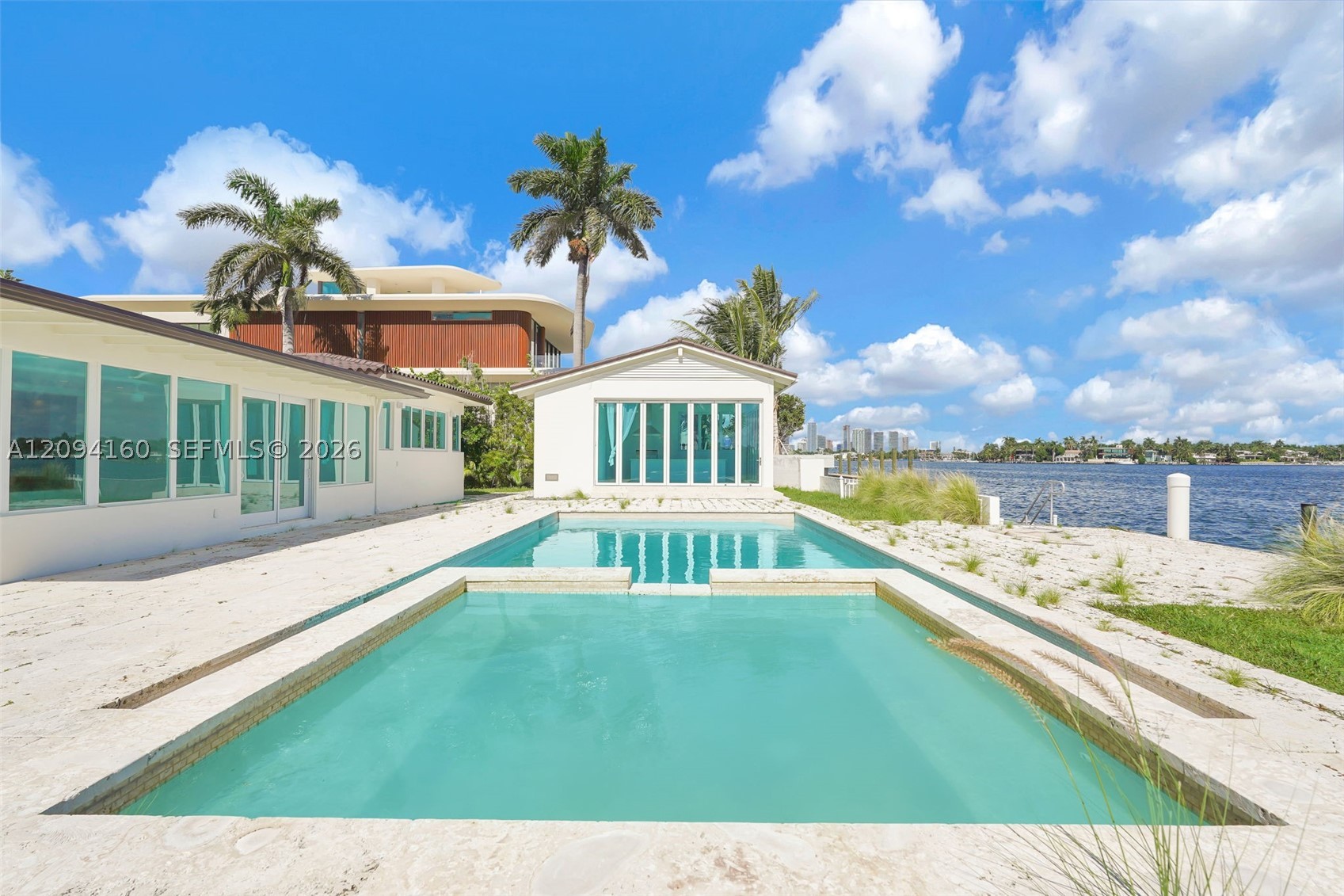 205 N Hibiscus Dr, Miami Beach FL 33139