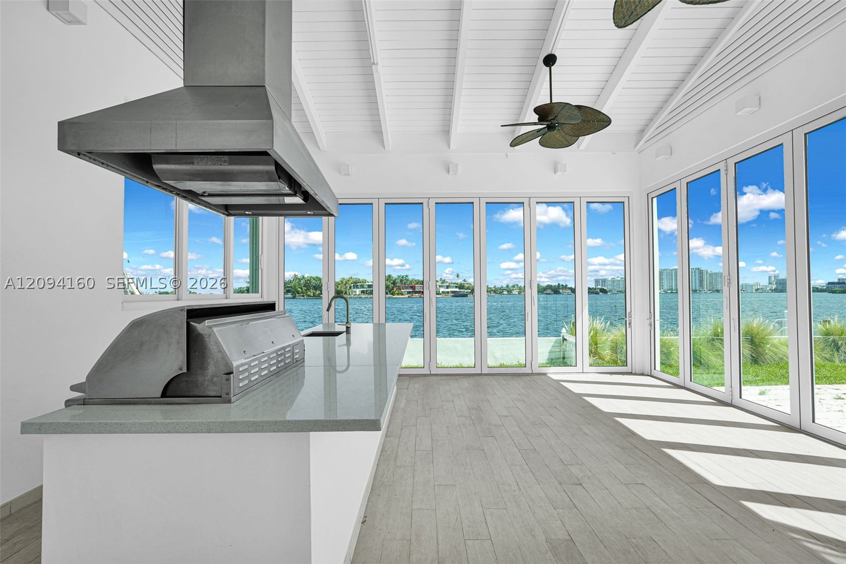 205 N Hibiscus Dr, Miami Beach FL 33139