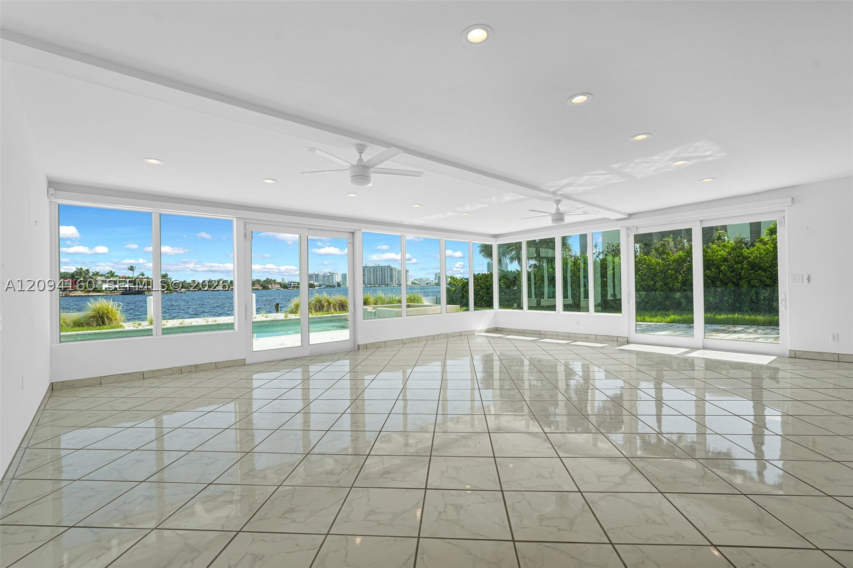 205 N Hibiscus Dr, Miami Beach FL 33139