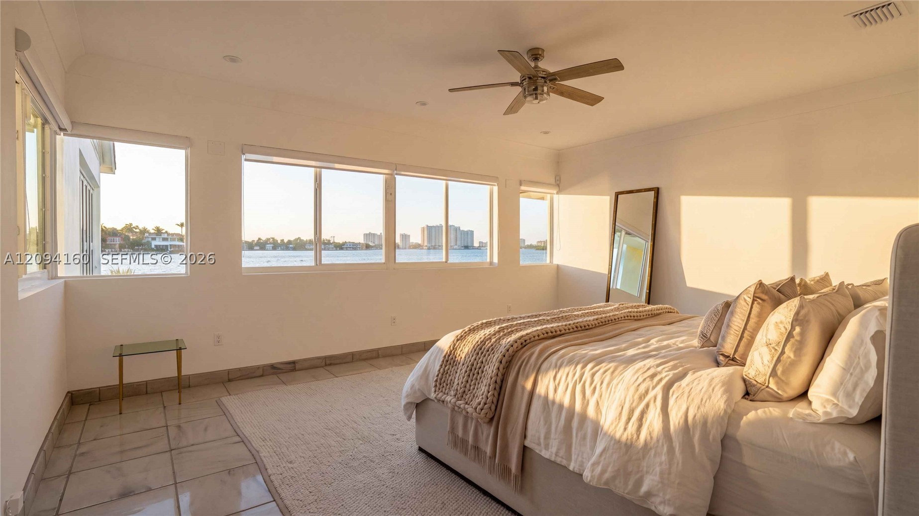 205 N Hibiscus Dr, Miami Beach FL 33139
