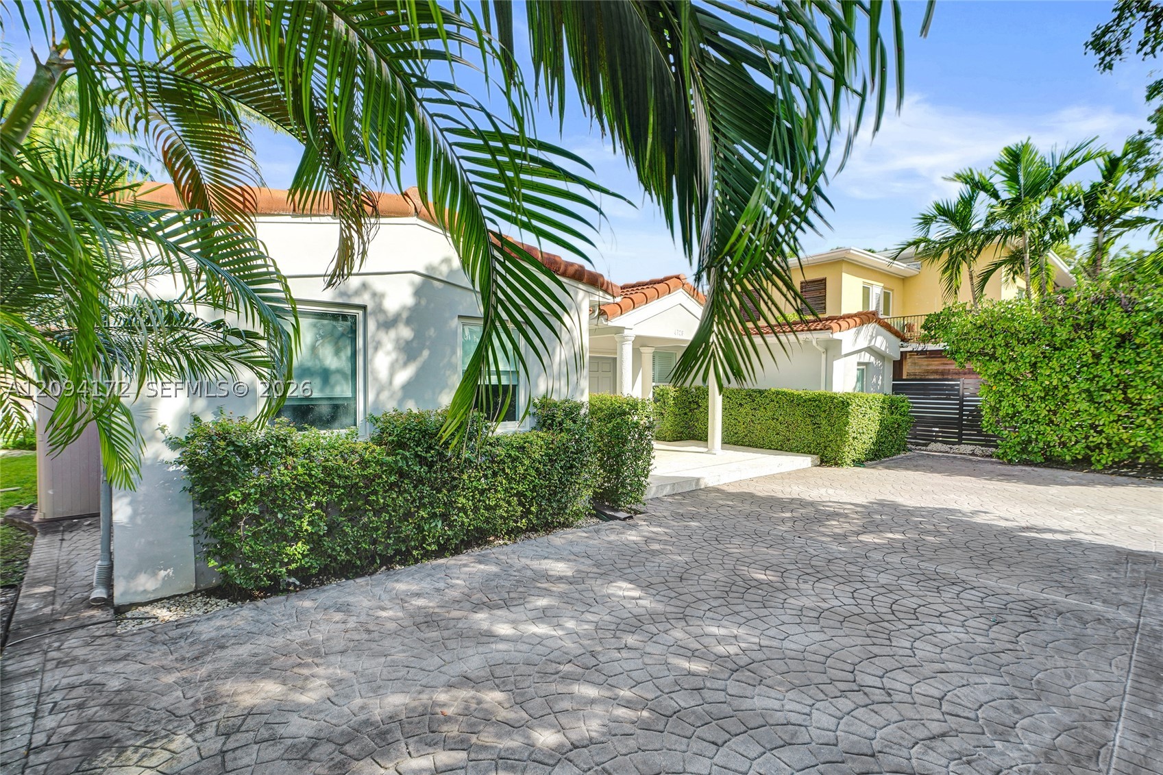 4726 Alton Rd, Miami Beach FL 33140
