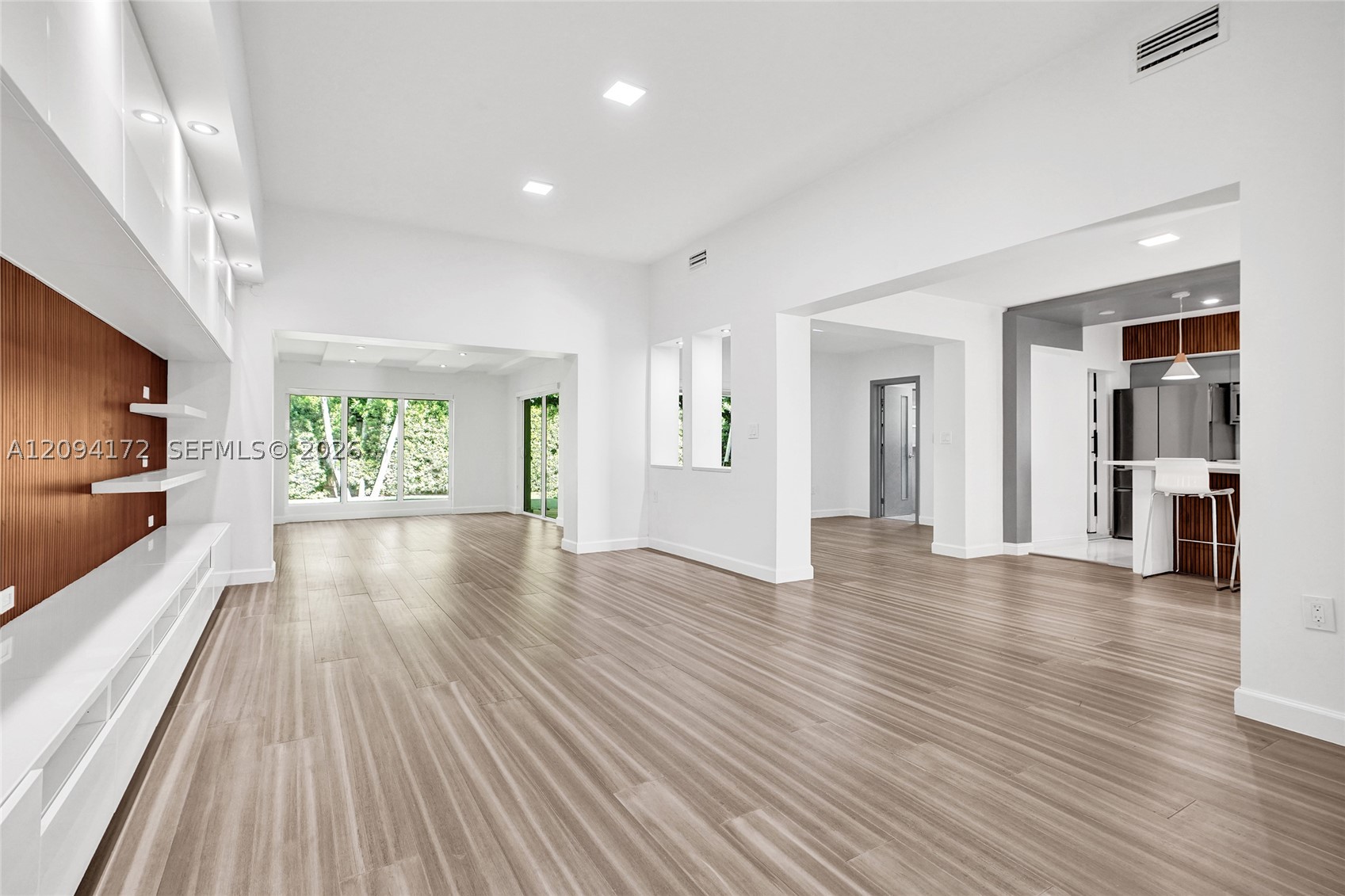 4726 Alton Rd, Miami Beach FL 33140