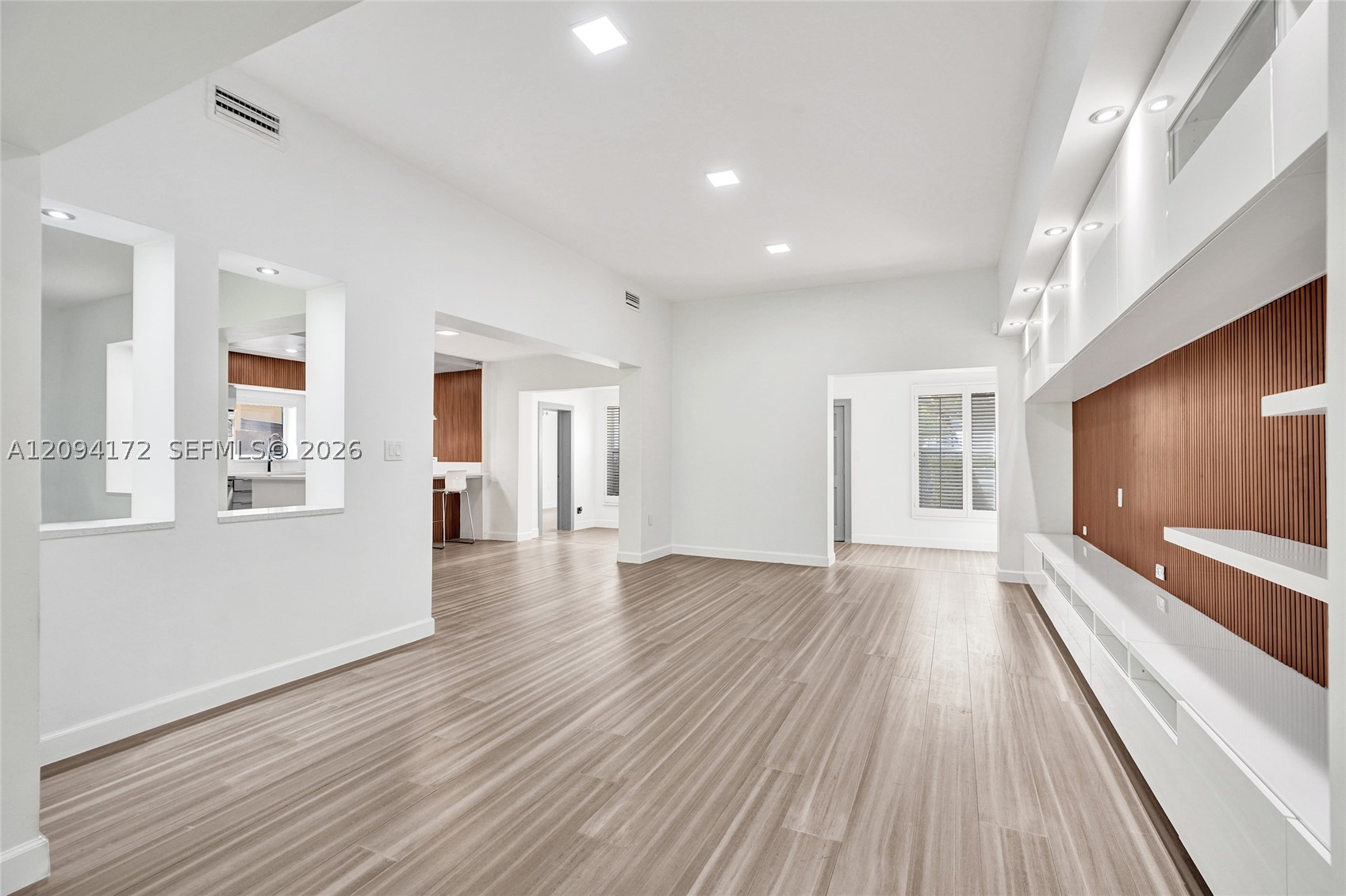 4726 Alton Rd, Miami Beach FL 33140