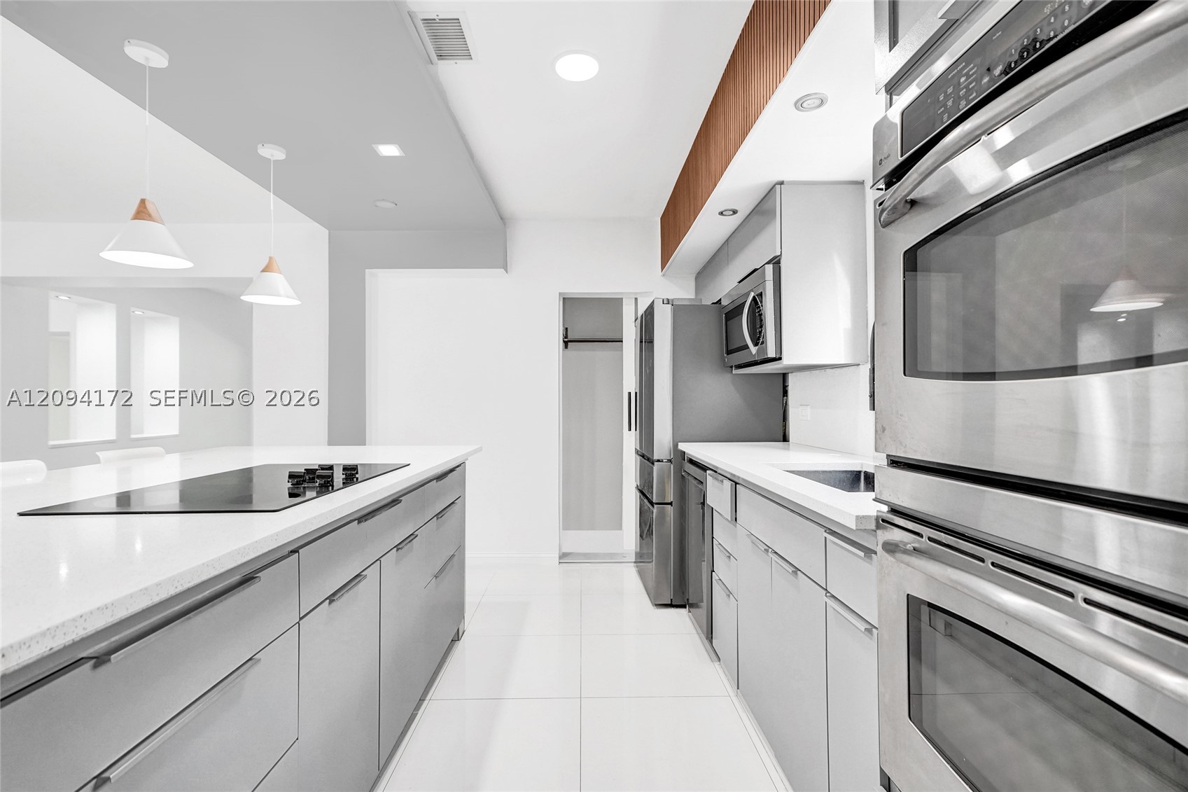 4726 Alton Rd, Miami Beach FL 33140