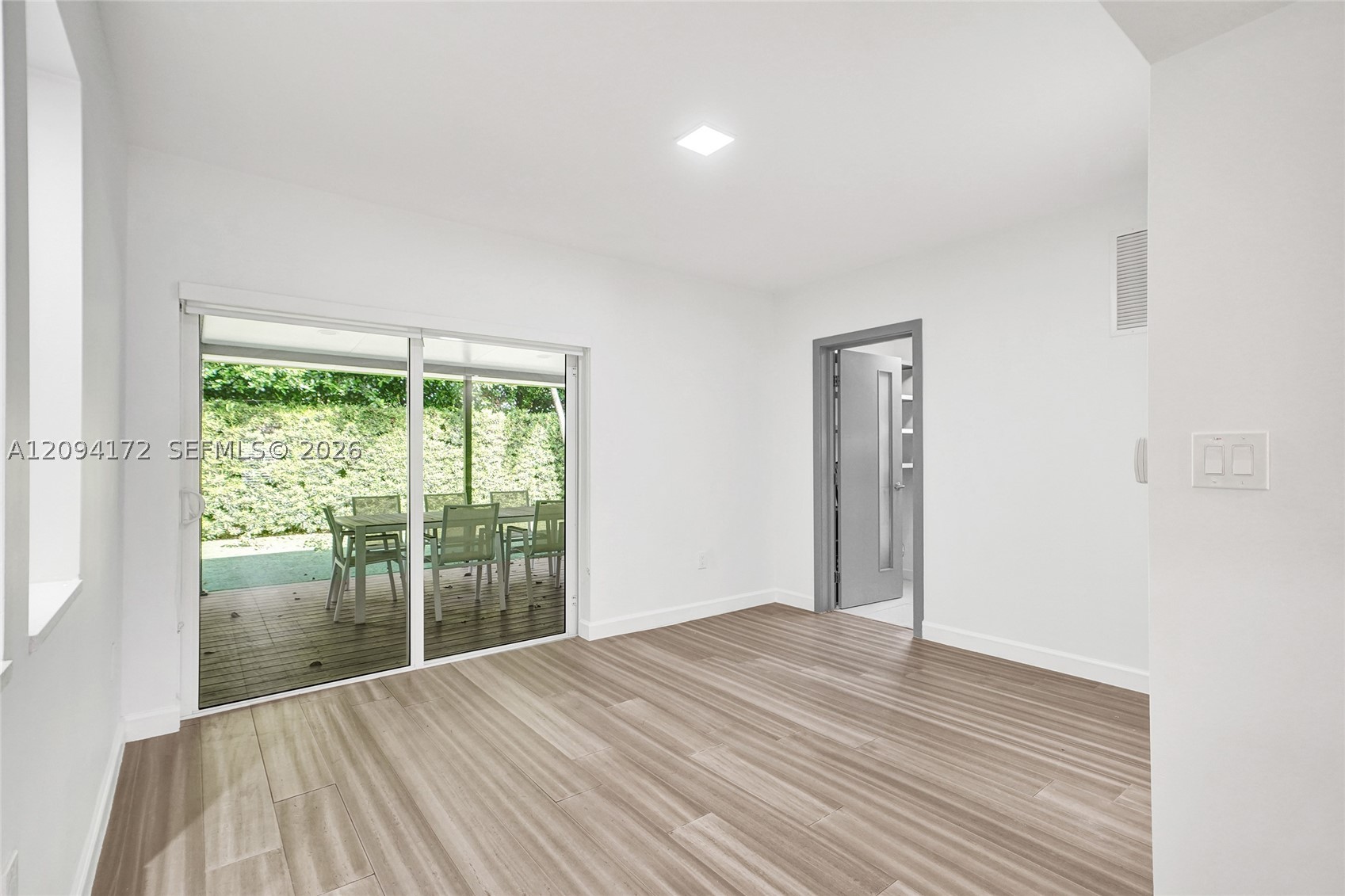 4726 Alton Rd, Miami Beach FL 33140