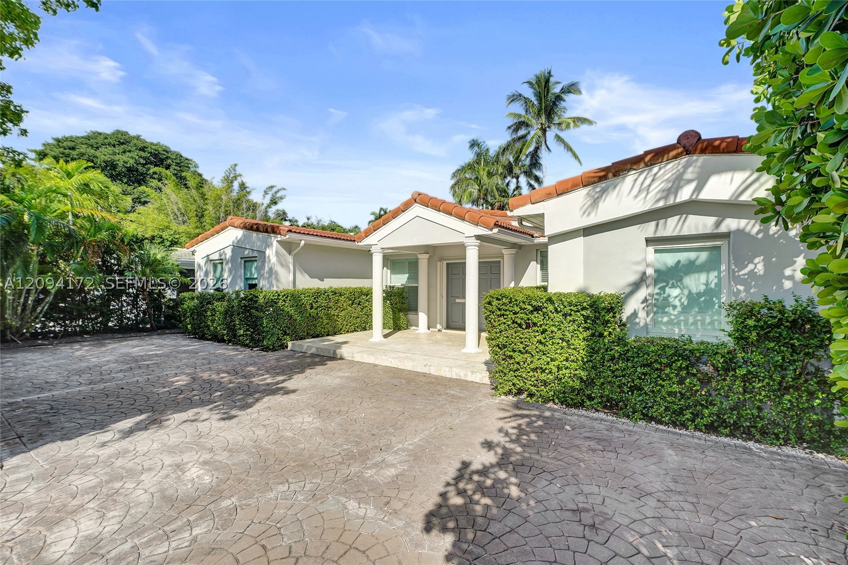 4726 Alton Rd, Miami Beach FL 33140