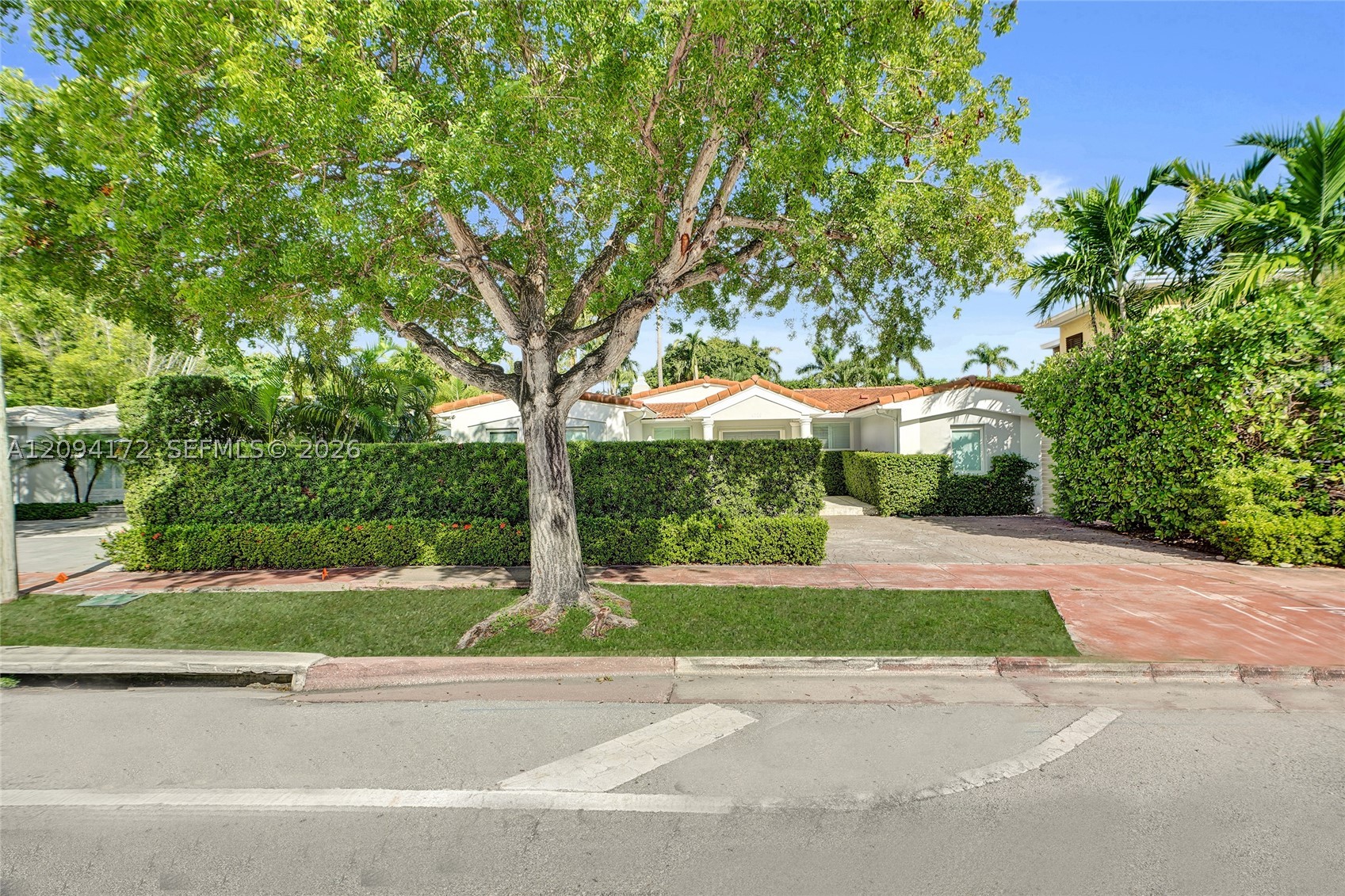4726 Alton Rd, Miami Beach FL 33140