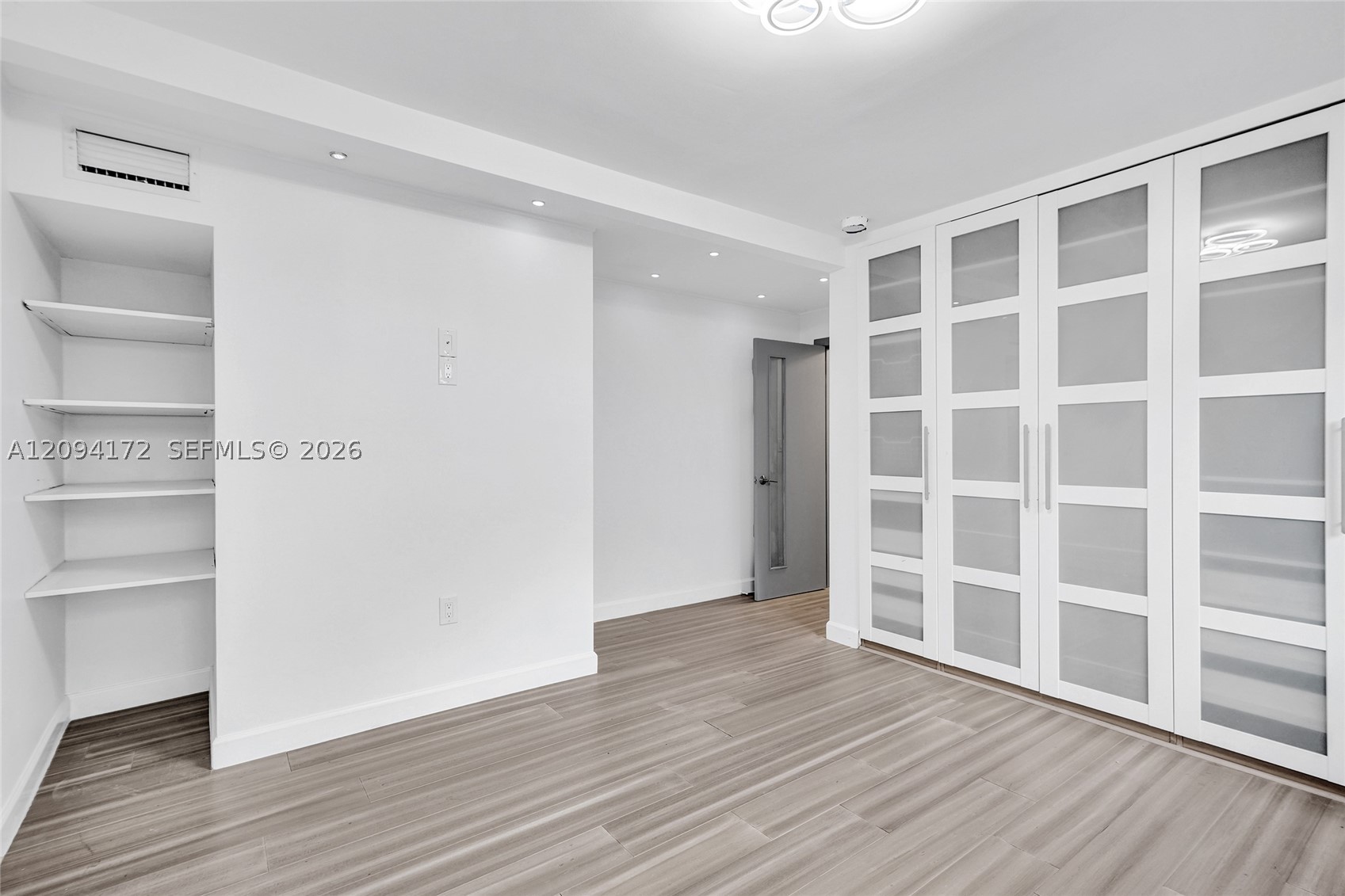 4726 Alton Rd, Miami Beach FL 33140
