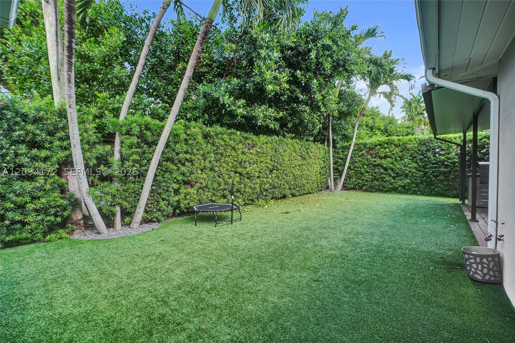 4726 Alton Rd, Miami Beach FL 33140