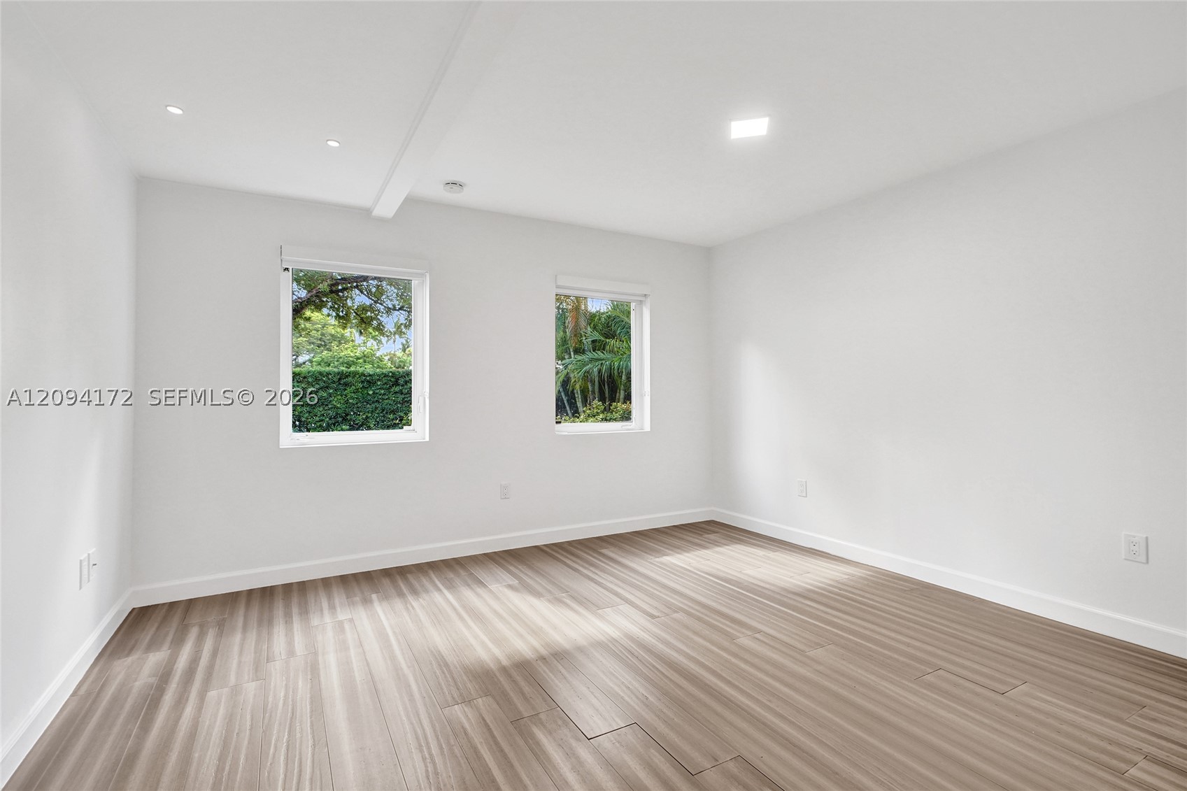 4726 Alton Rd, Miami Beach FL 33140