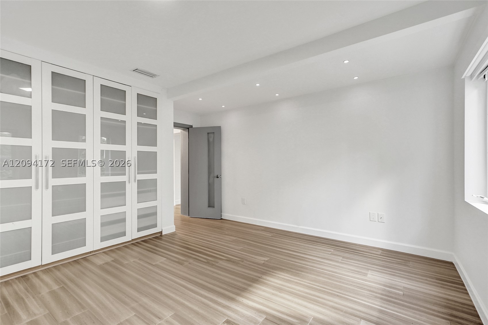 4726 Alton Rd, Miami Beach FL 33140