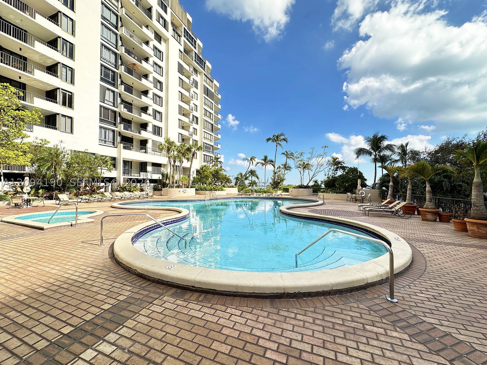 520 Brickell Key Dr #A1217, Miami FL 33131