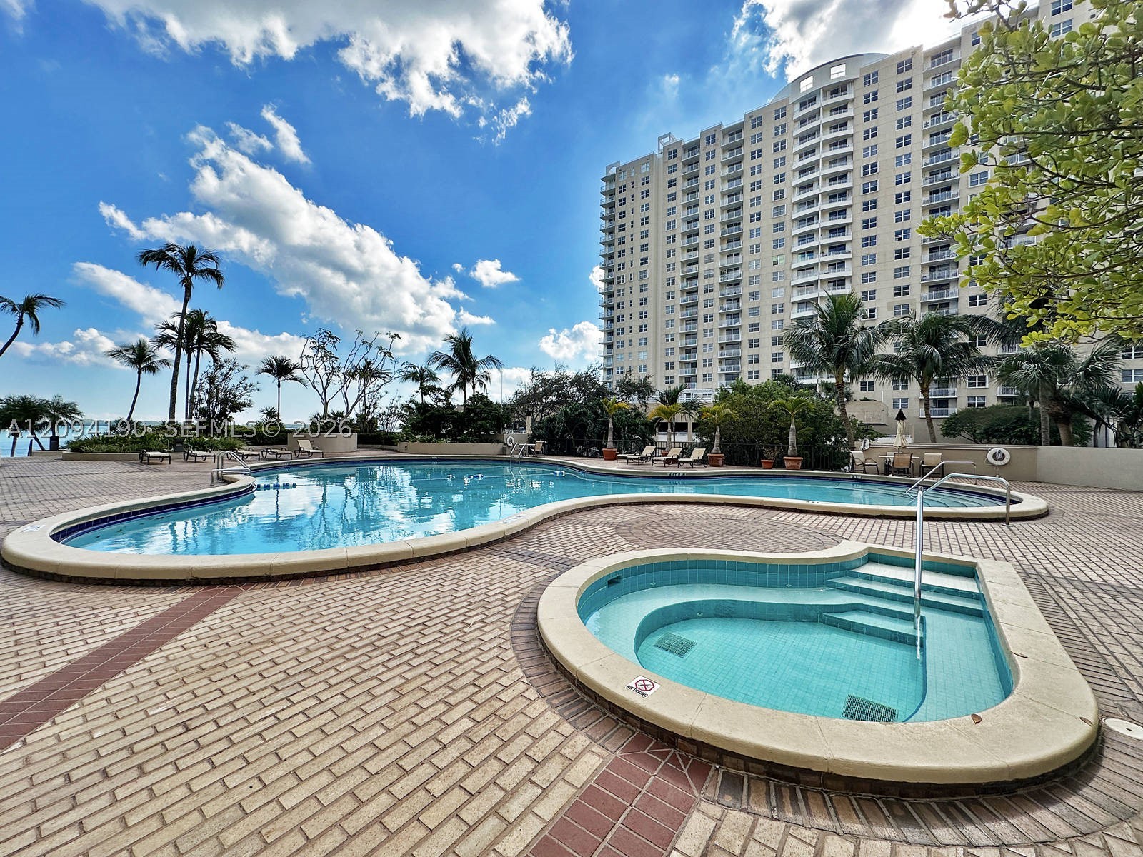 520 Brickell Key Dr #A1217, Miami FL 33131