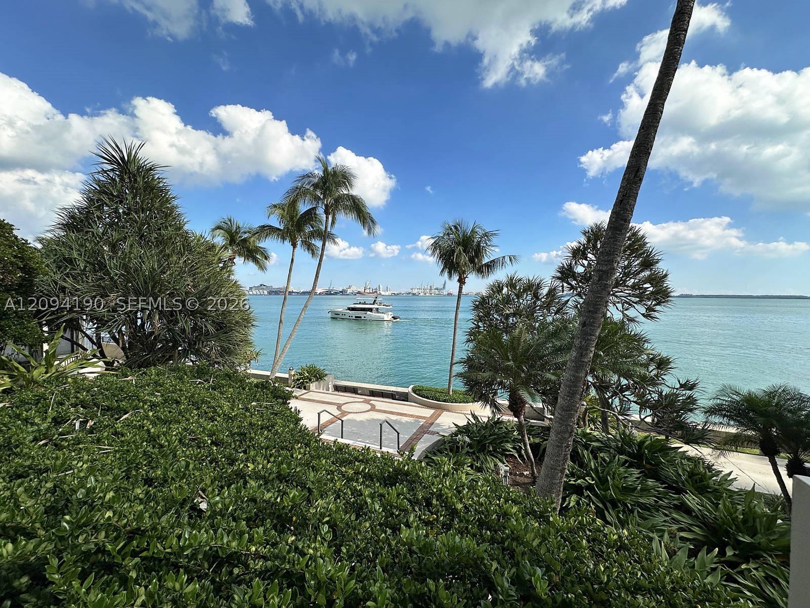 520 Brickell Key Dr #A1217, Miami FL 33131