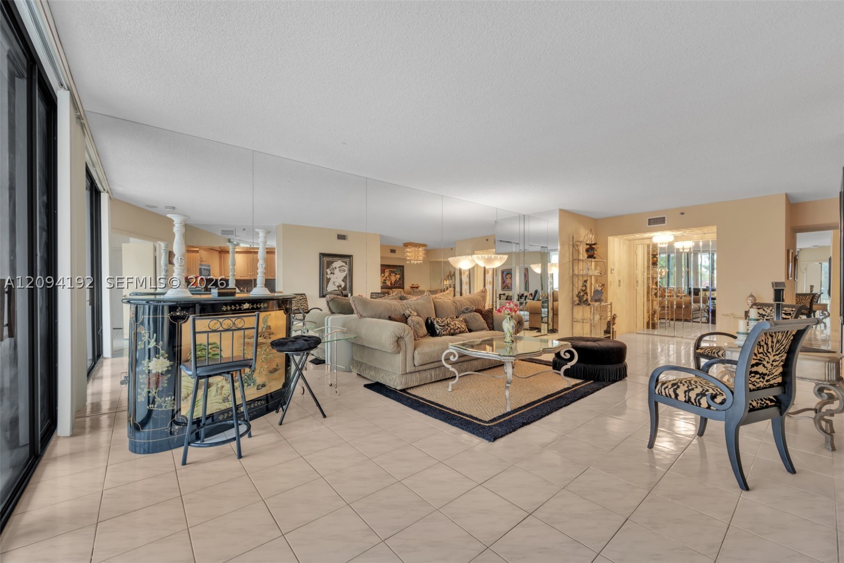 20281 E Country Club Dr #305, Aventura FL 33180