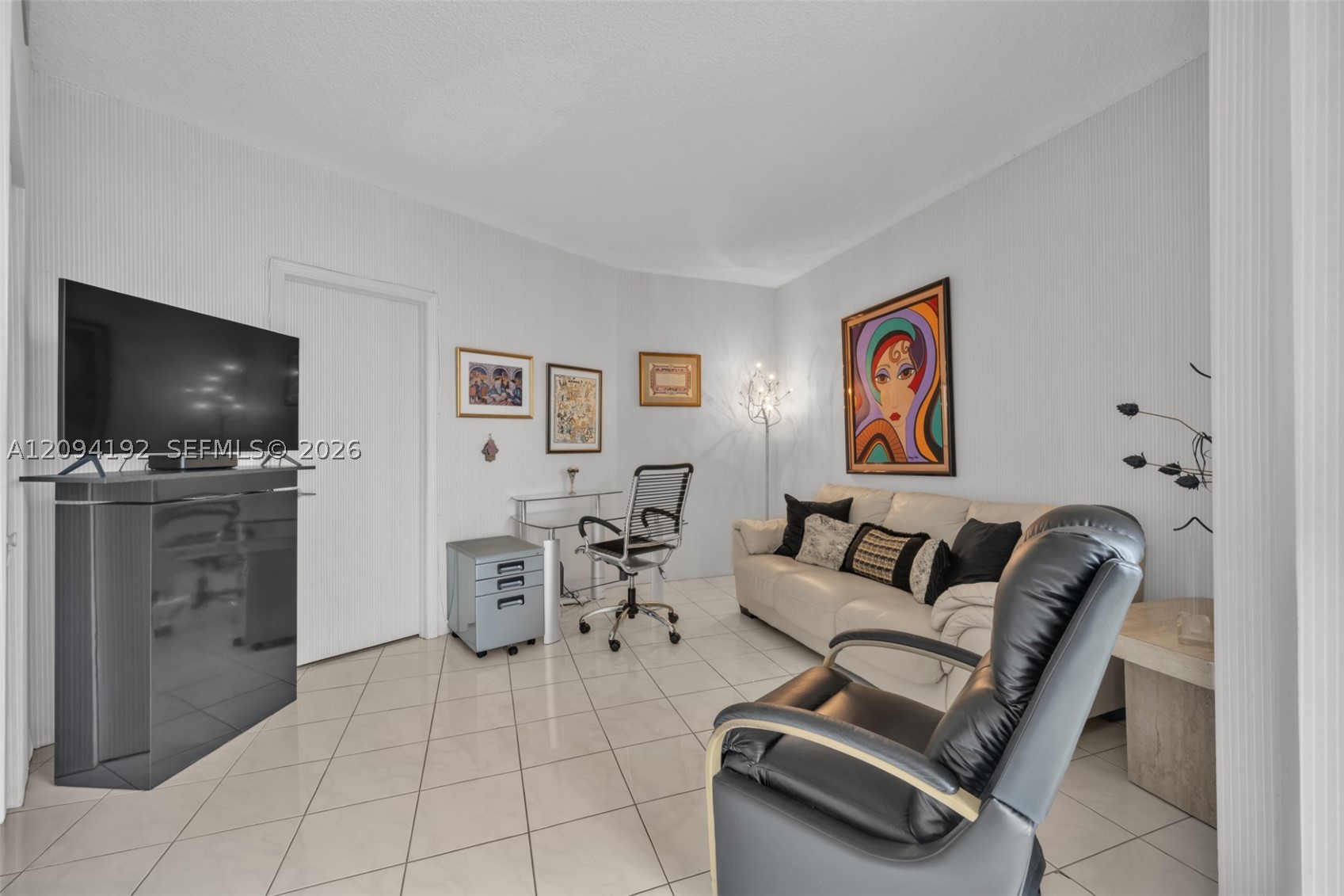 20281 E Country Club Dr #305, Aventura FL 33180