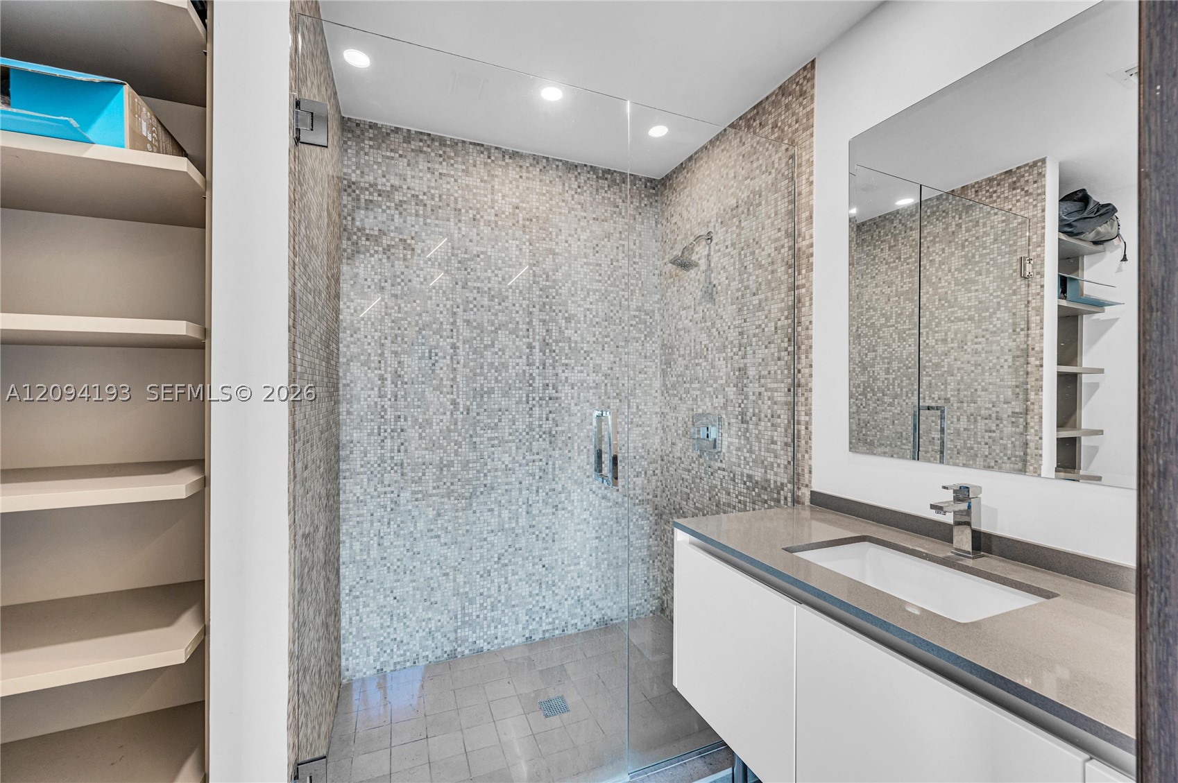 88 SW 7th St #806, Miami FL 33130