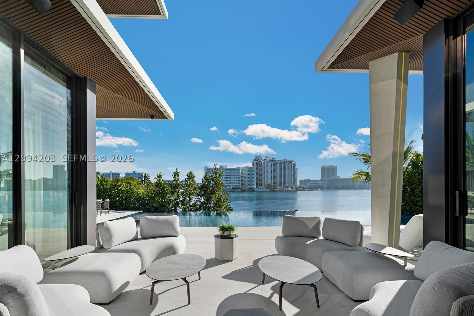 217 E Rivo Alto Dr, Miami Beach FL 33139