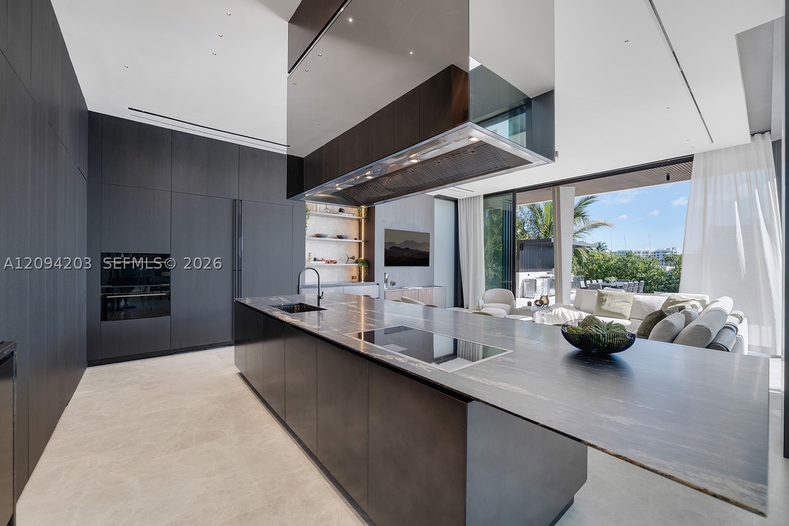 217 E Rivo Alto Dr, Miami Beach FL 33139