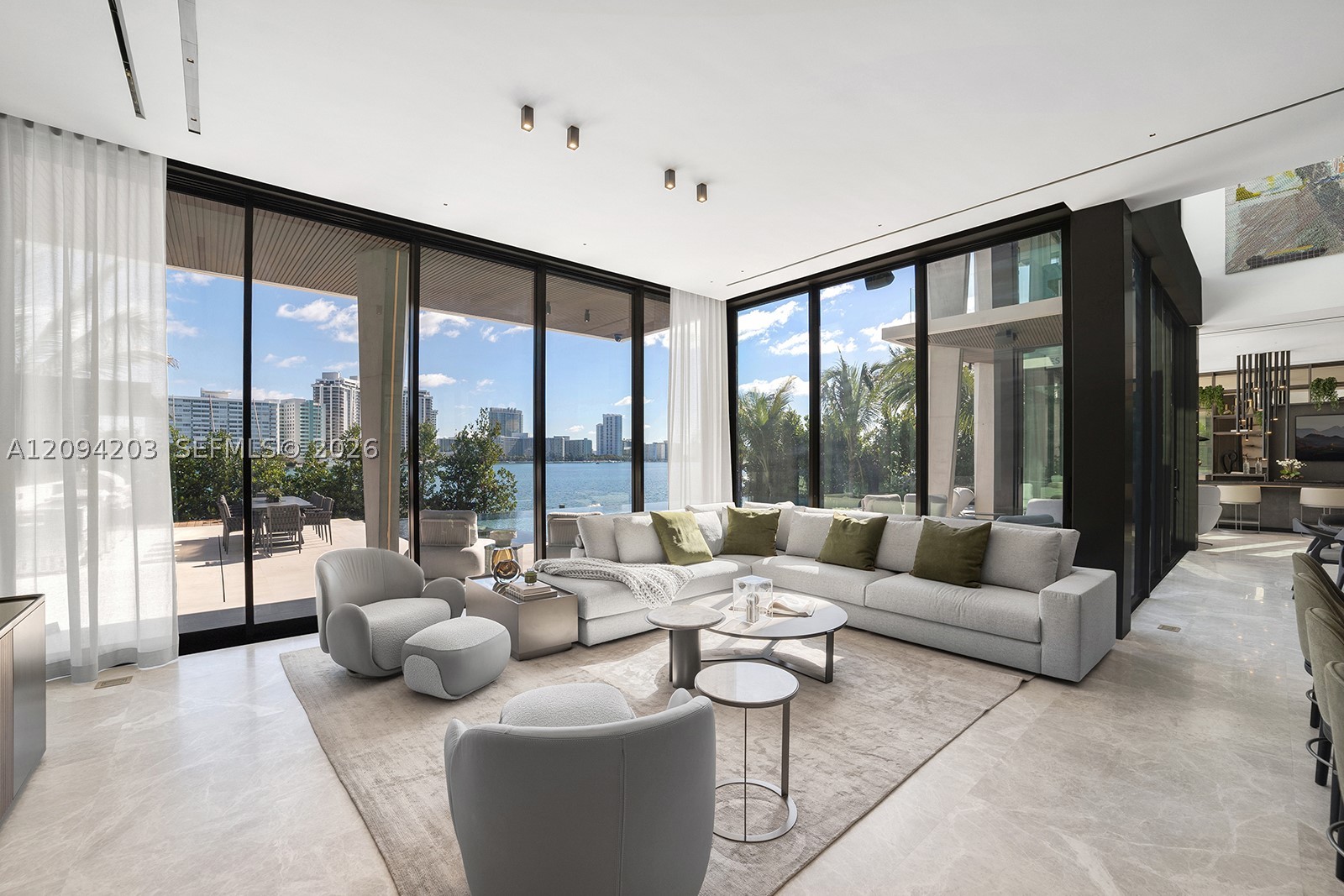 217 E Rivo Alto Dr, Miami Beach FL 33139