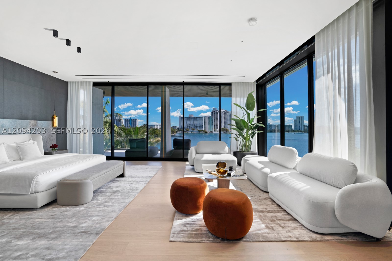 217 E Rivo Alto Dr, Miami Beach FL 33139