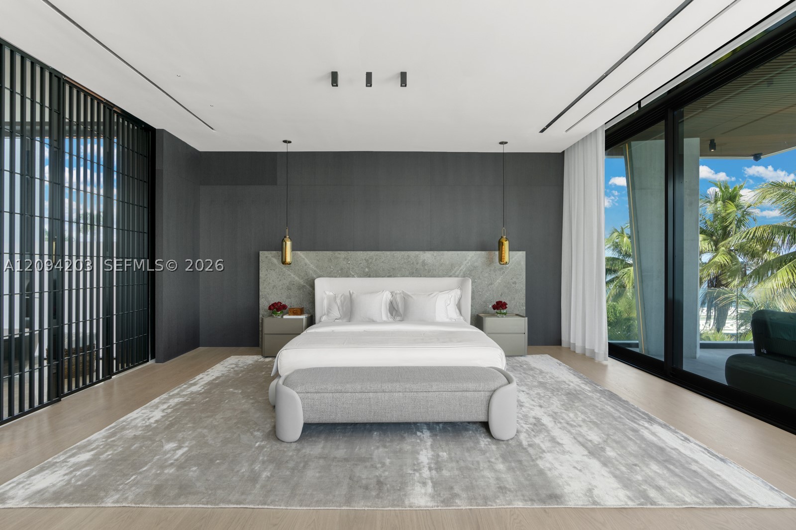 217 E Rivo Alto Dr, Miami Beach FL 33139