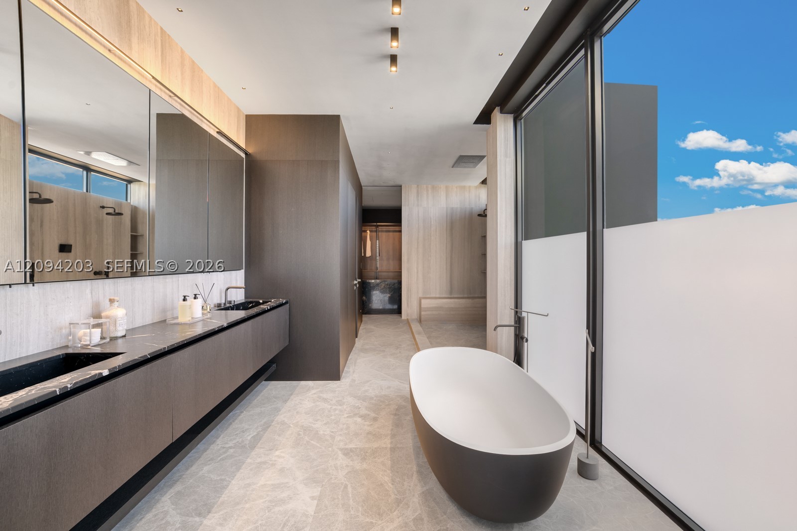 217 E Rivo Alto Dr, Miami Beach FL 33139